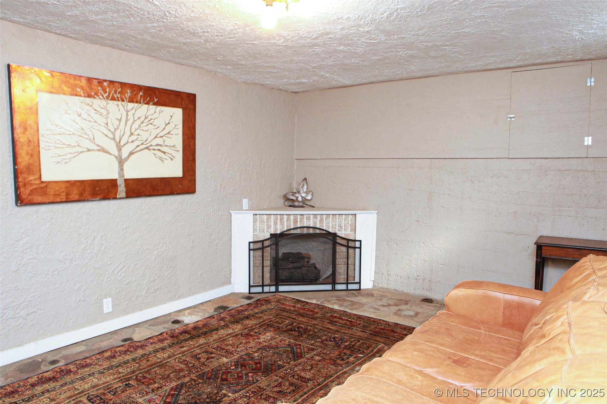 3156 S Madison Avenue Property Photo 36