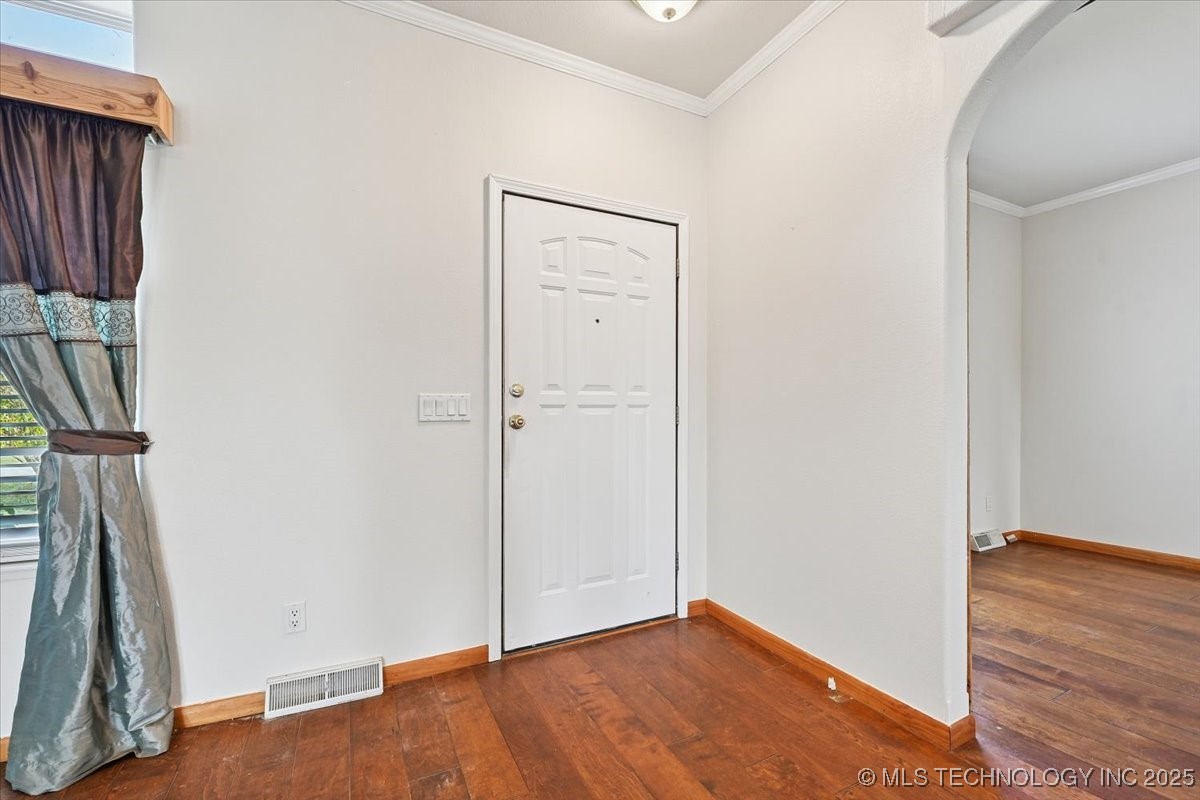 18307 N 97th East Avenue Property Photo 6