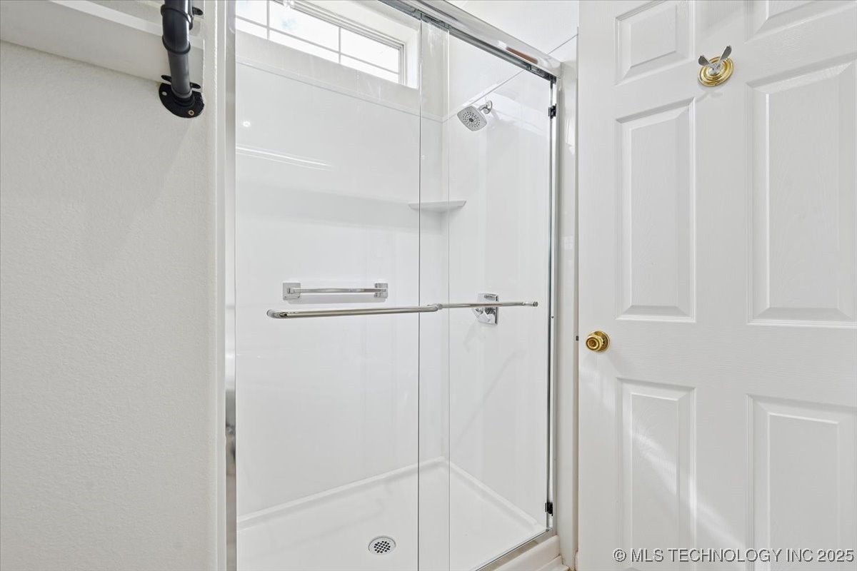 18307 N 97th East Avenue Property Photo 22