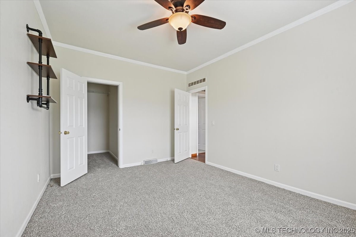 18307 N 97th East Avenue Property Photo 27