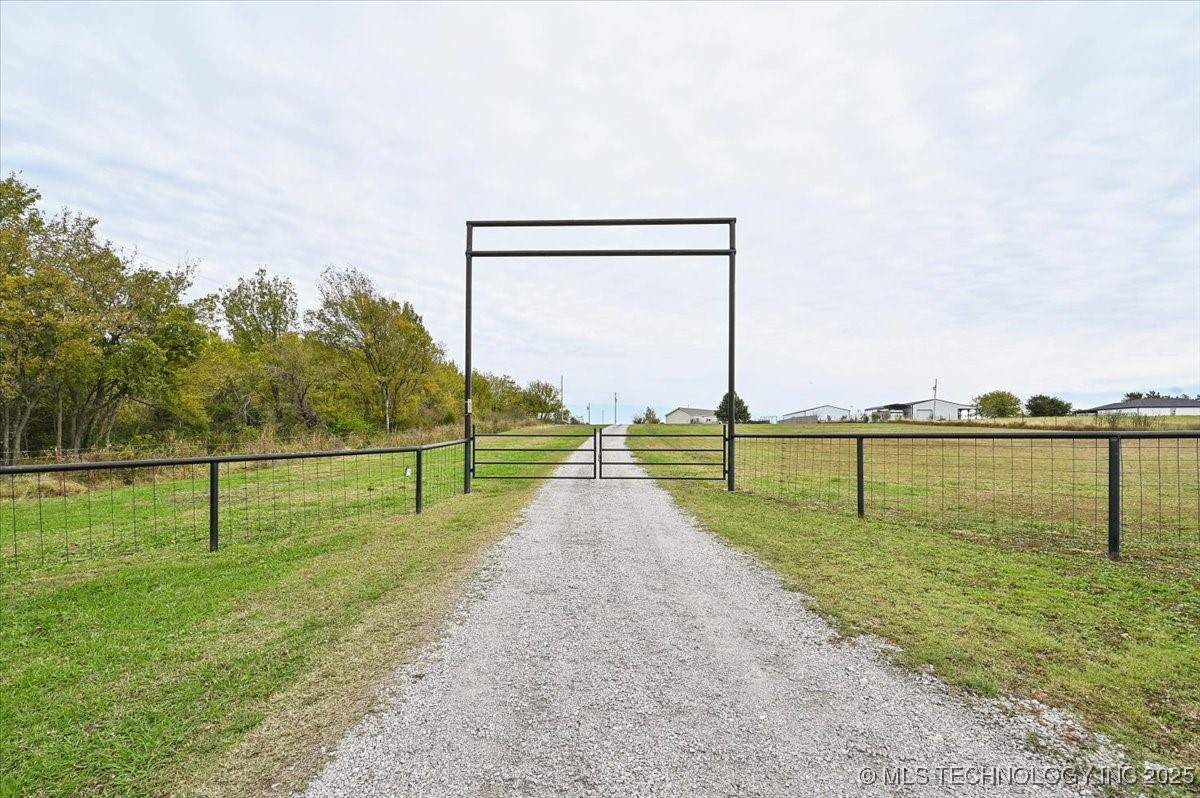 18307 N 97th East Avenue Property Photo 41