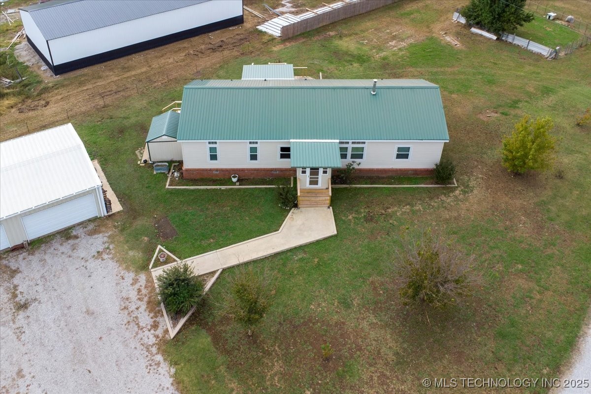 18307 N 97th East Avenue Property Photo 43