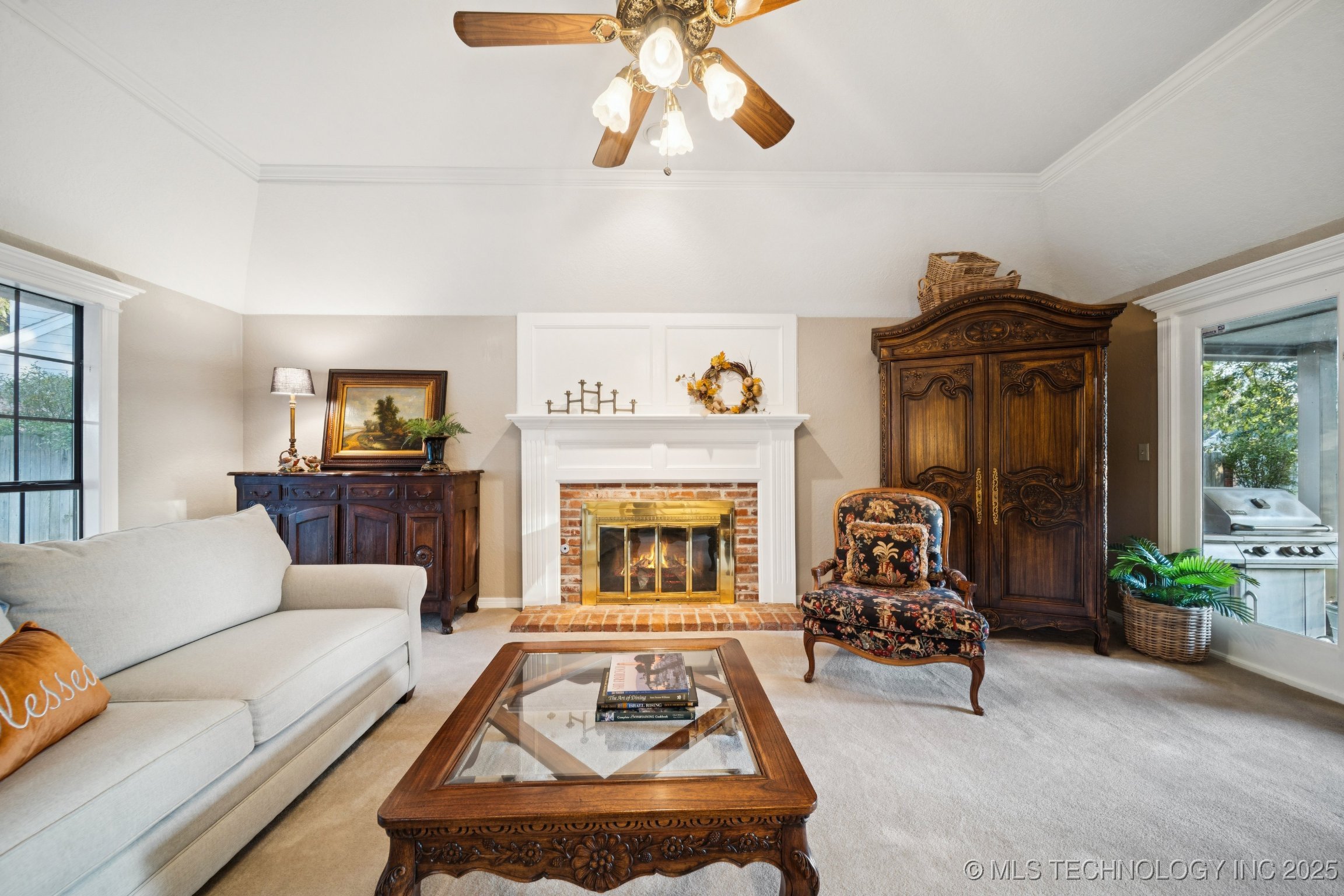 11016 S Urbana Avenue Property Photo 13