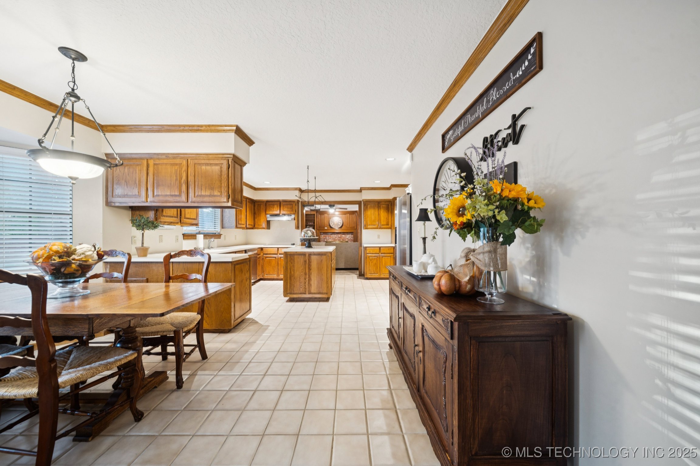 11016 S Urbana Avenue Property Photo 16