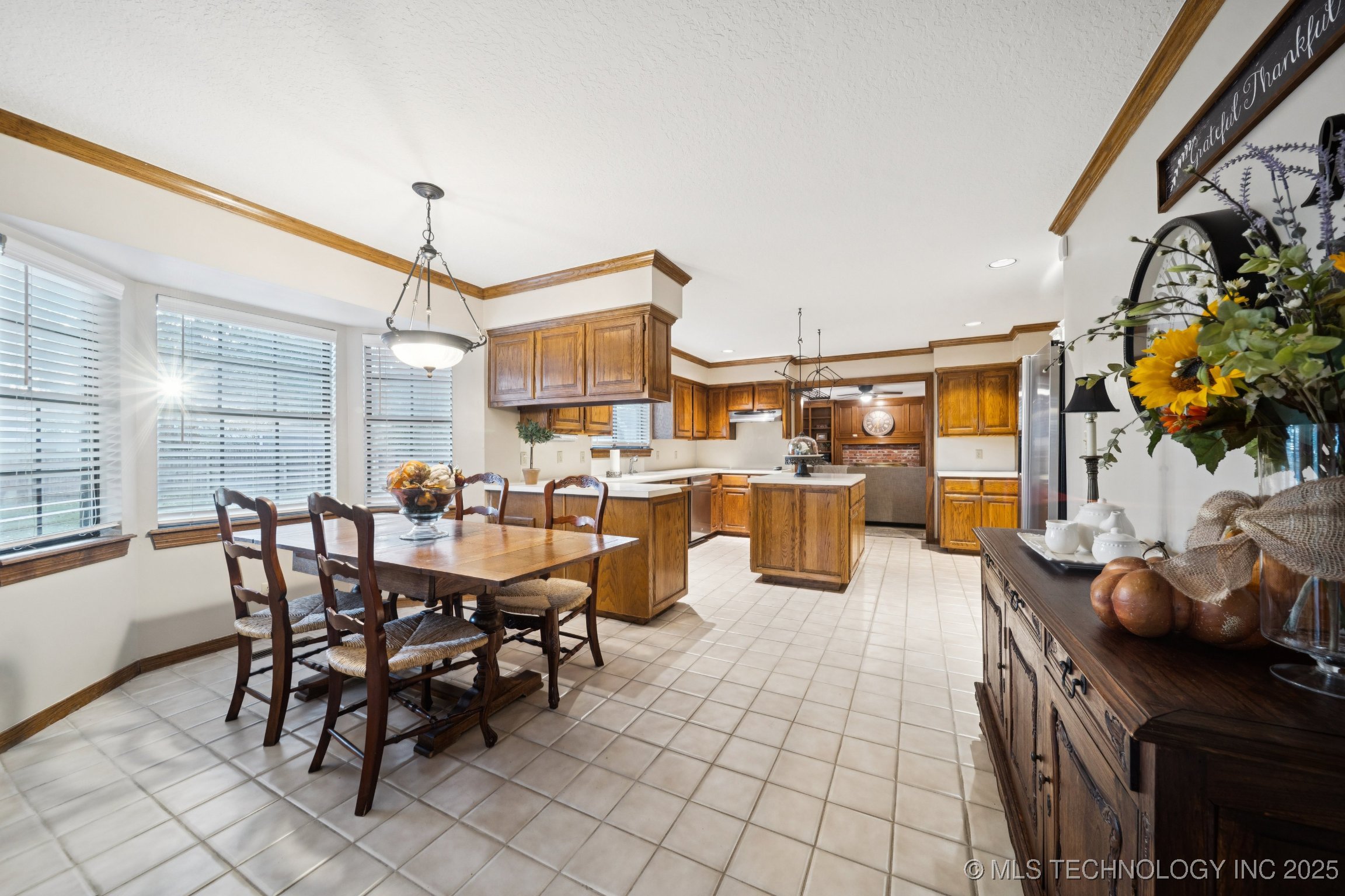 11016 S Urbana Avenue Property Photo 17