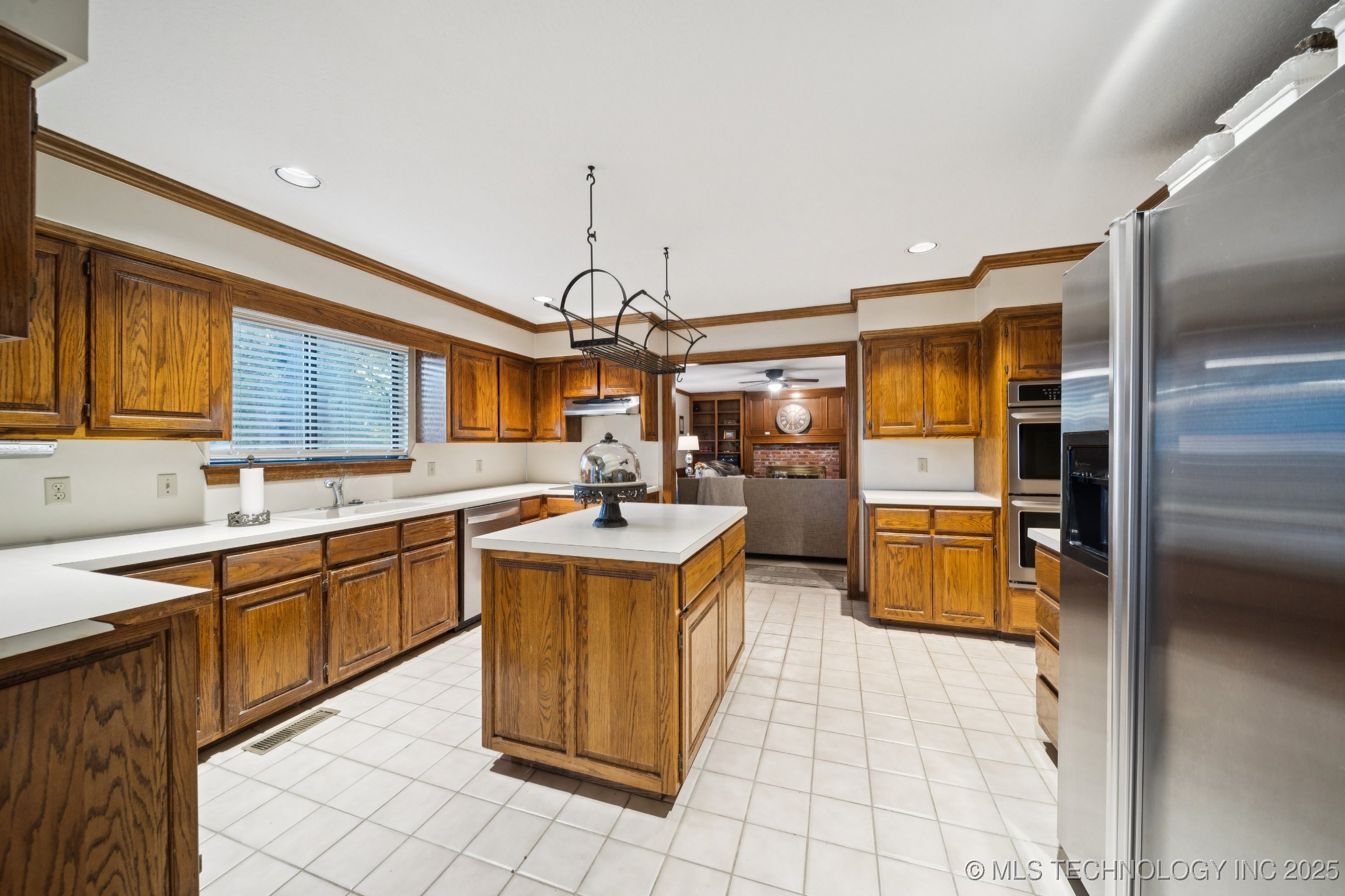 11016 S Urbana Avenue Property Photo 18