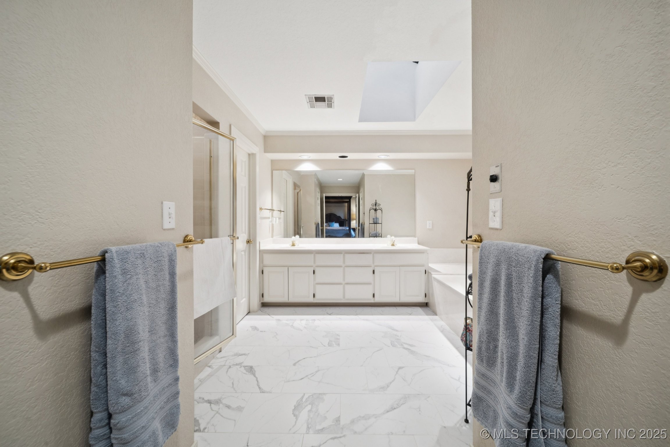 11016 S Urbana Avenue Property Photo 33