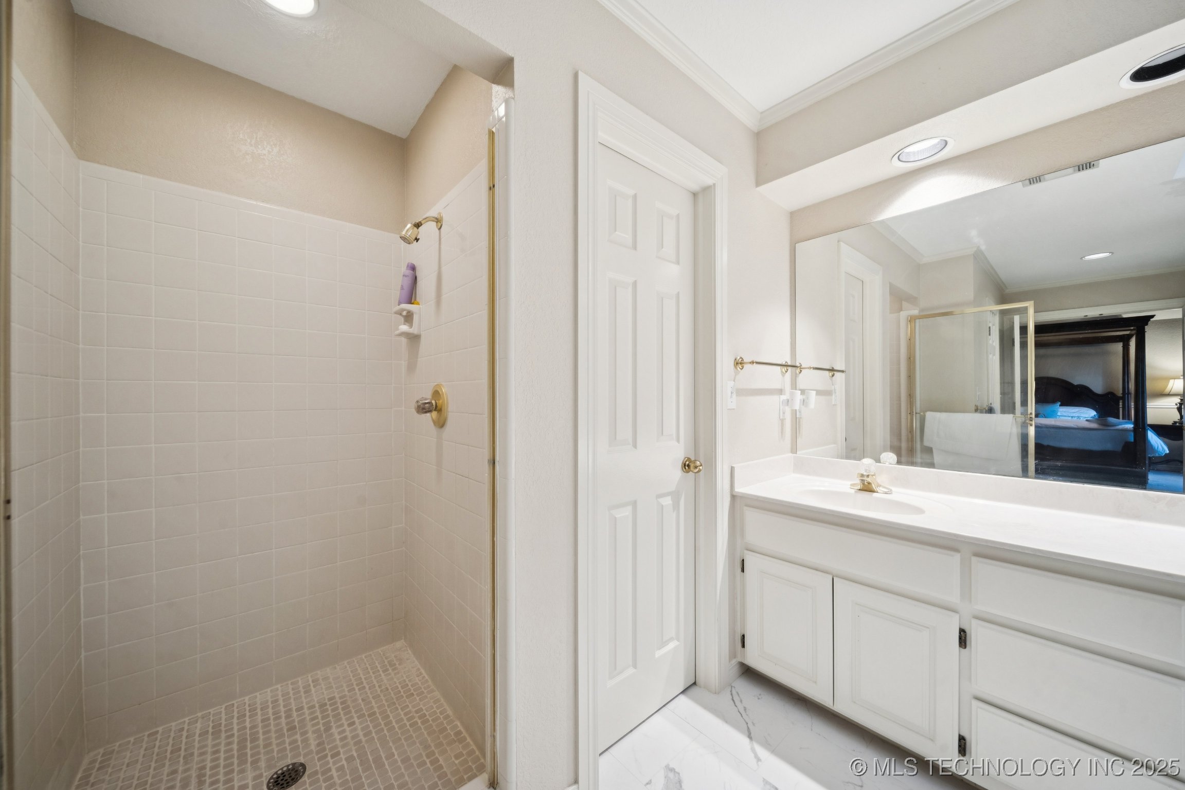 11016 S Urbana Avenue Property Photo 34