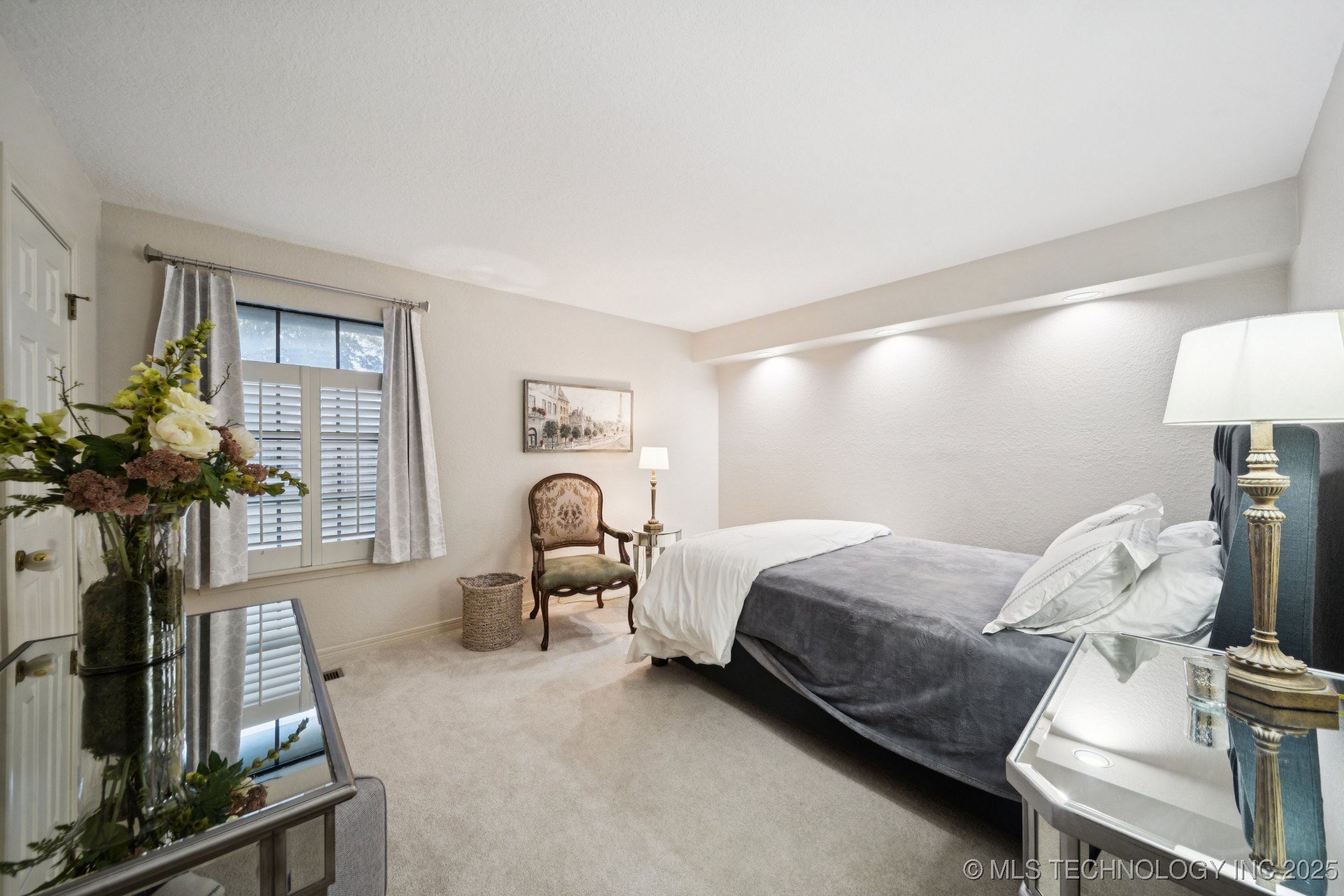 11016 S Urbana Avenue Property Photo 37