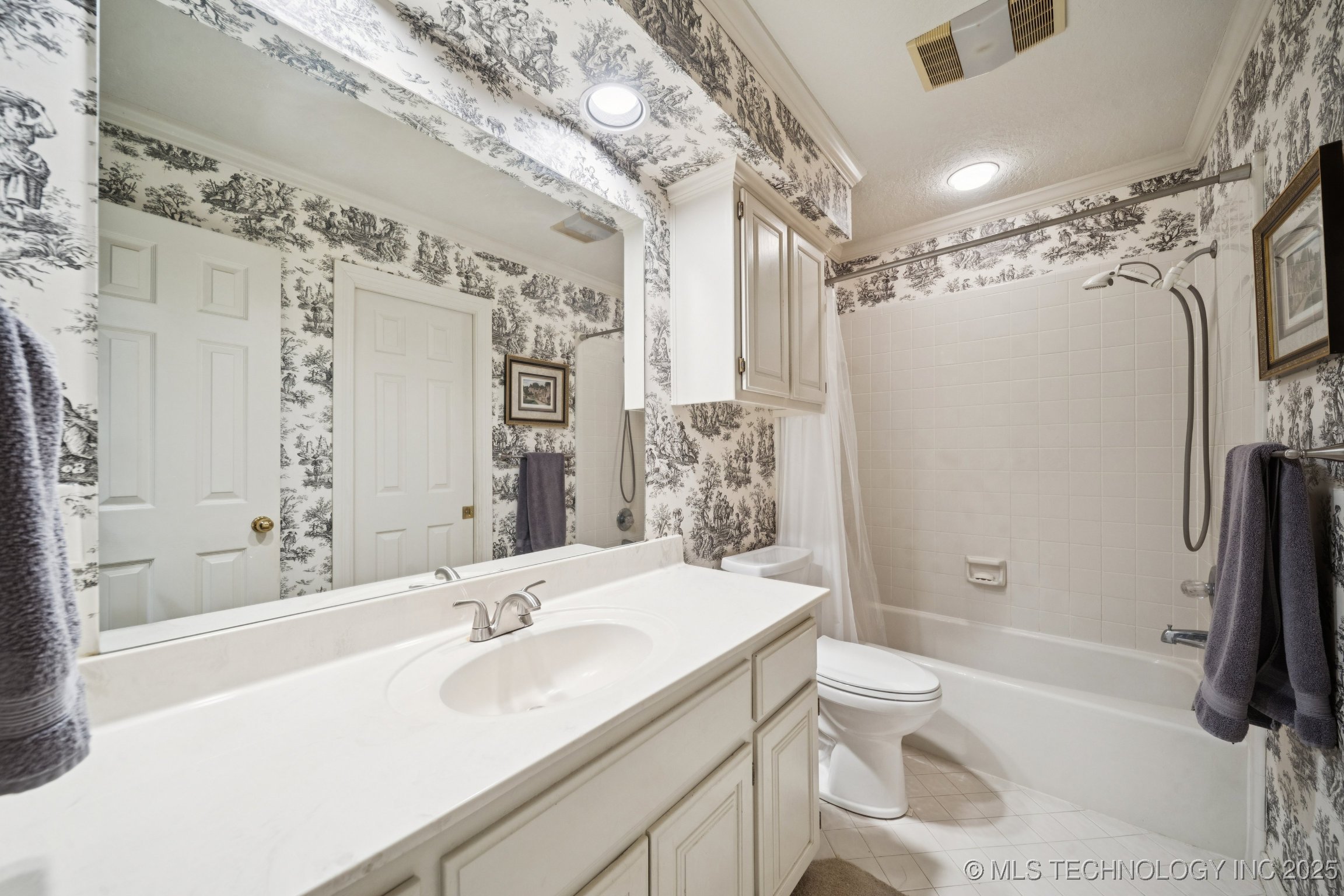 11016 S Urbana Avenue Property Photo 39