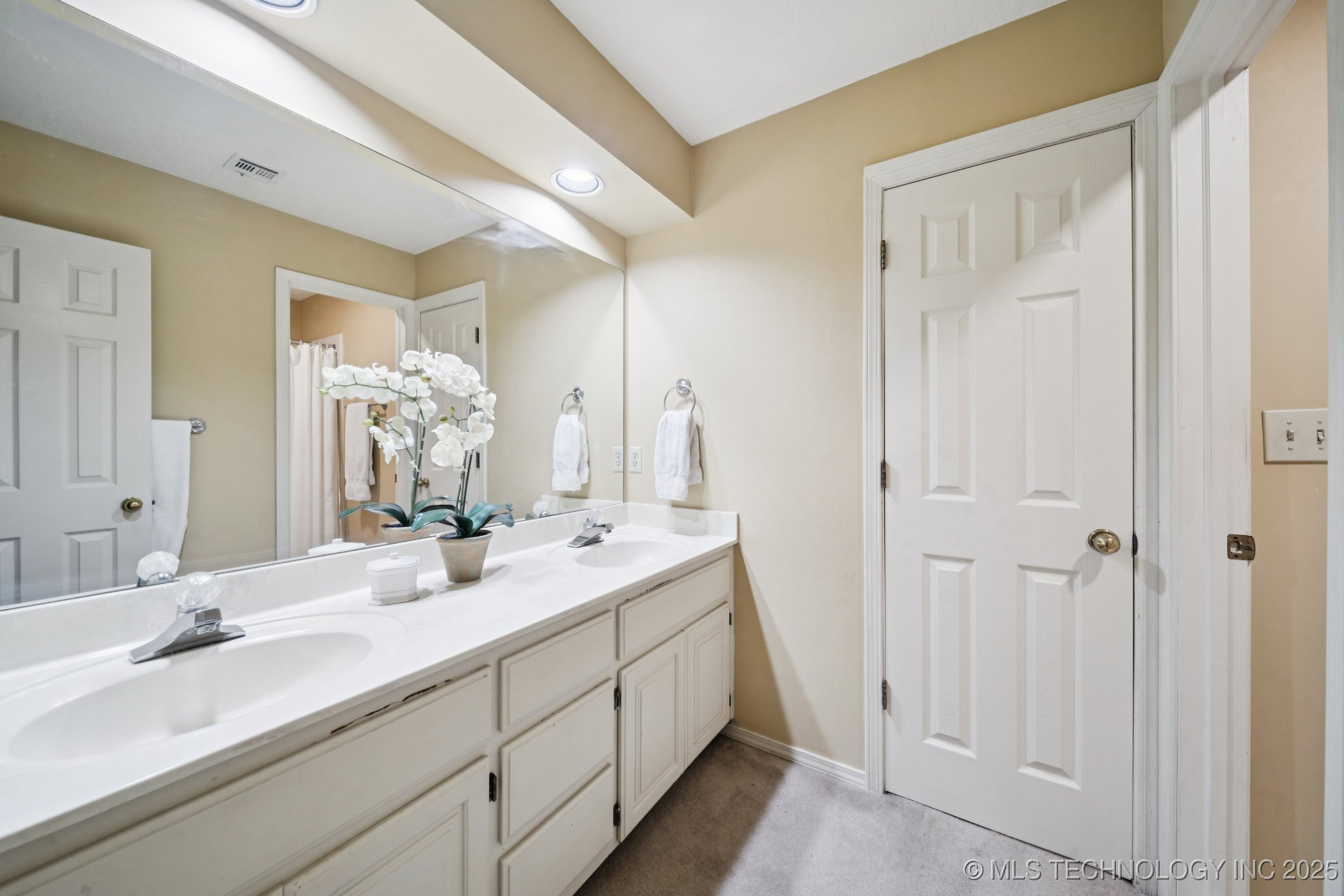 11016 S Urbana Avenue Property Photo 42