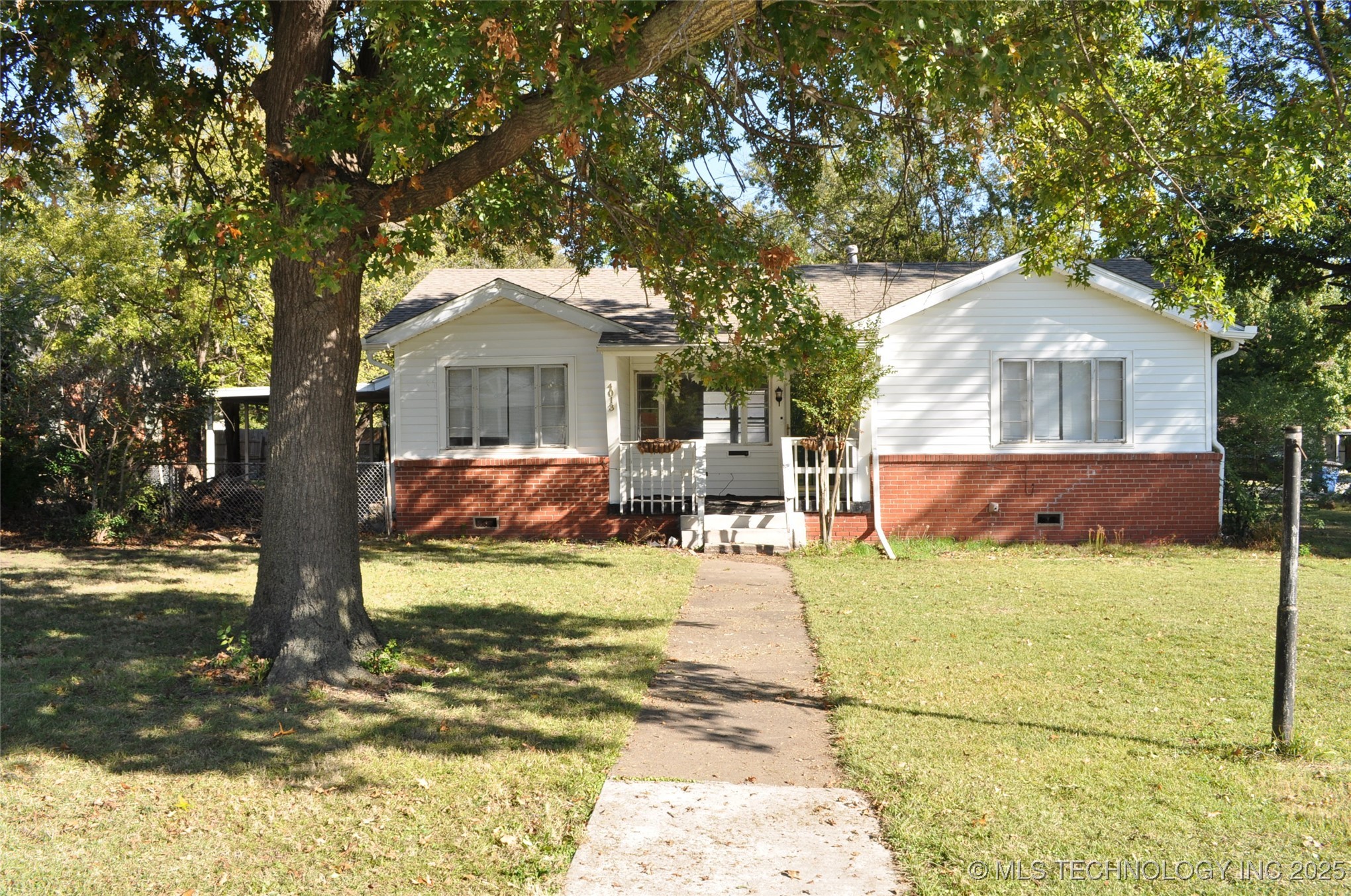 4013 E 27th Street Property Photo 1