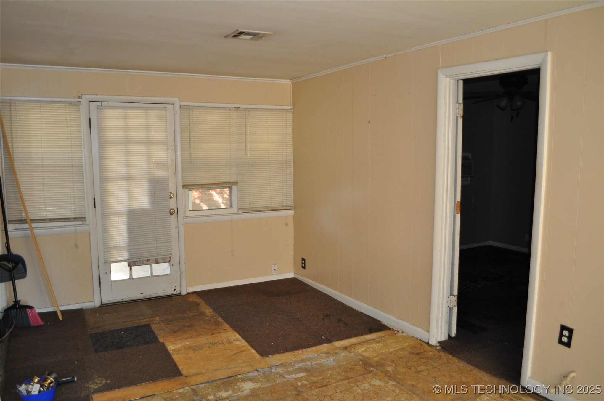 4013 E 27th Street Property Photo 16