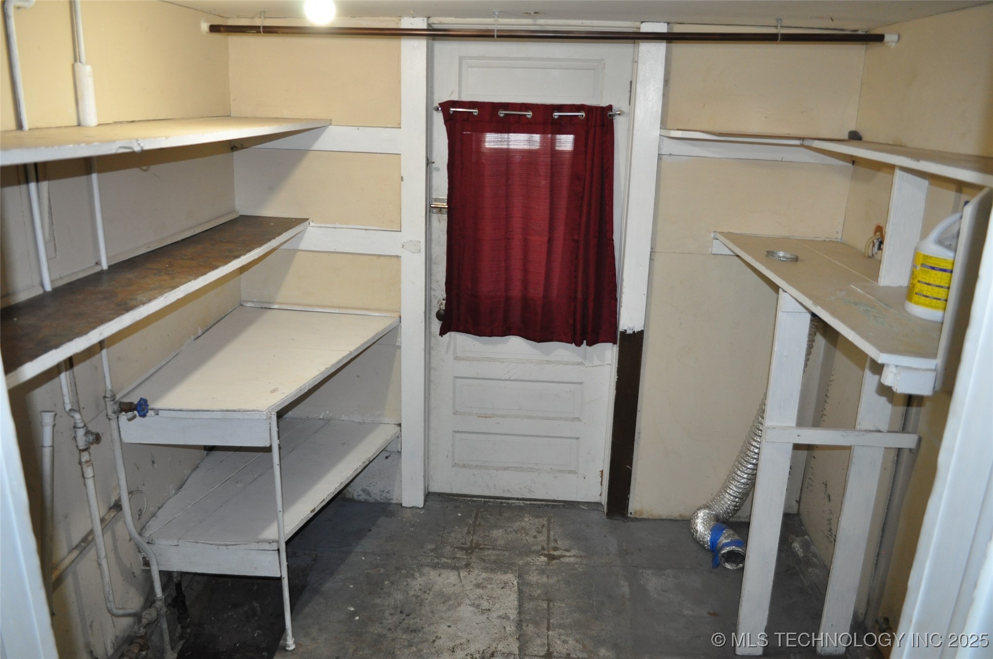 4013 E 27th Street Property Photo 20