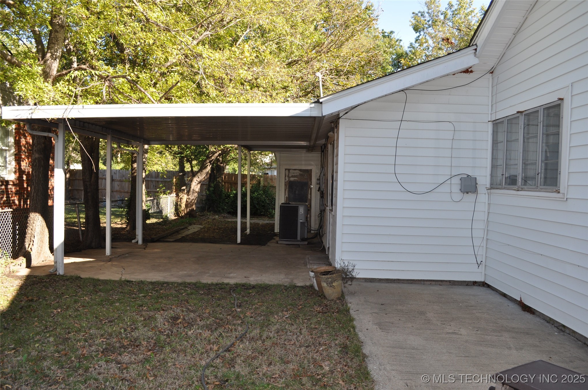 4013 E 27th Street Property Photo 21