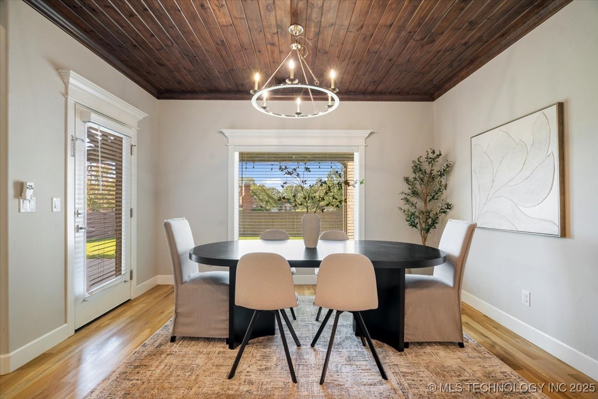 7710 N 147th East Avenue Property Photo 7