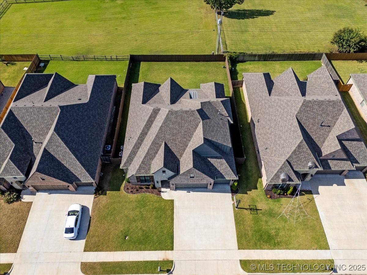 7710 N 147th East Avenue Property Photo 68