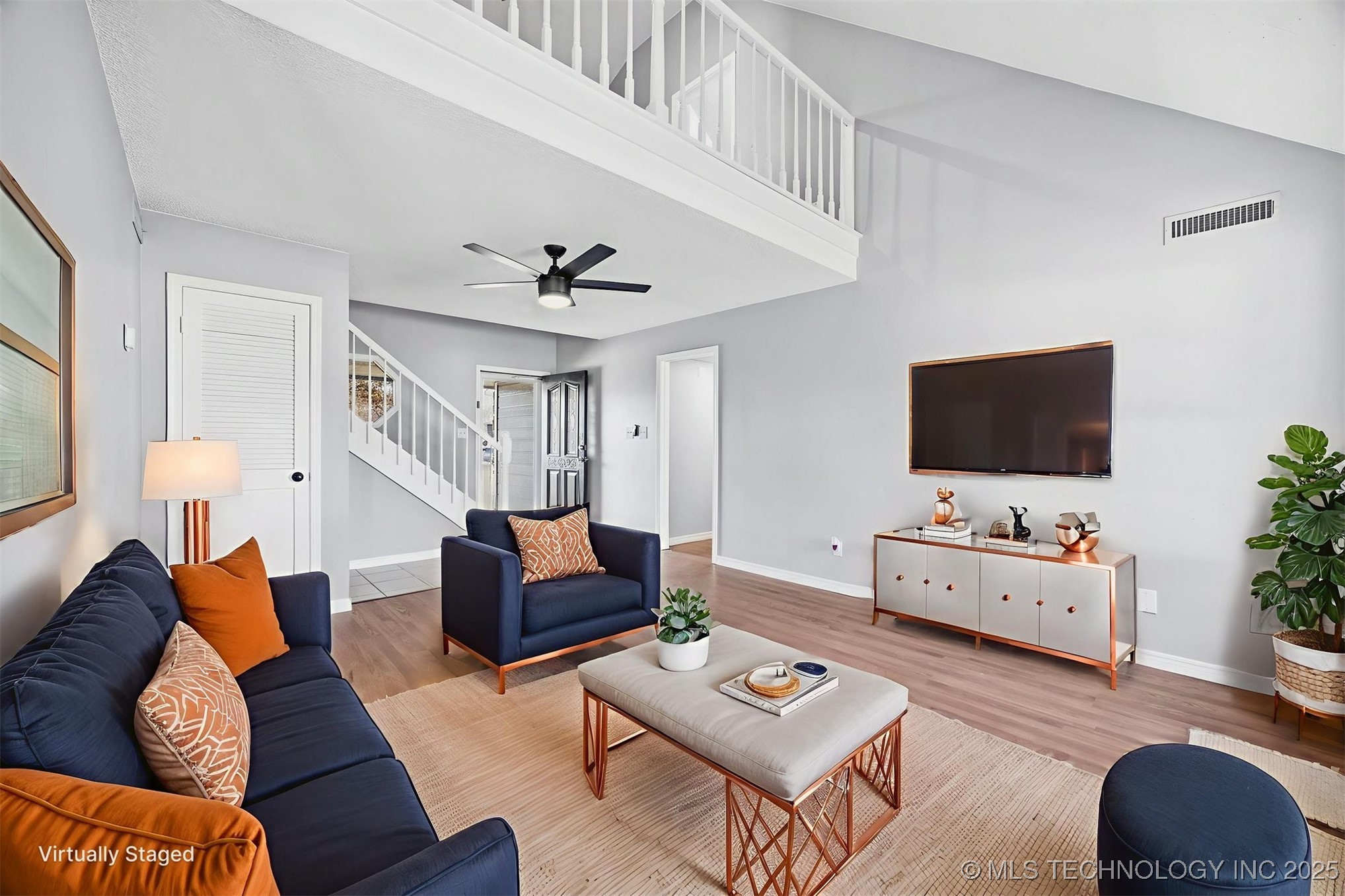 2004 S Missouri Avenue Property Photo 7