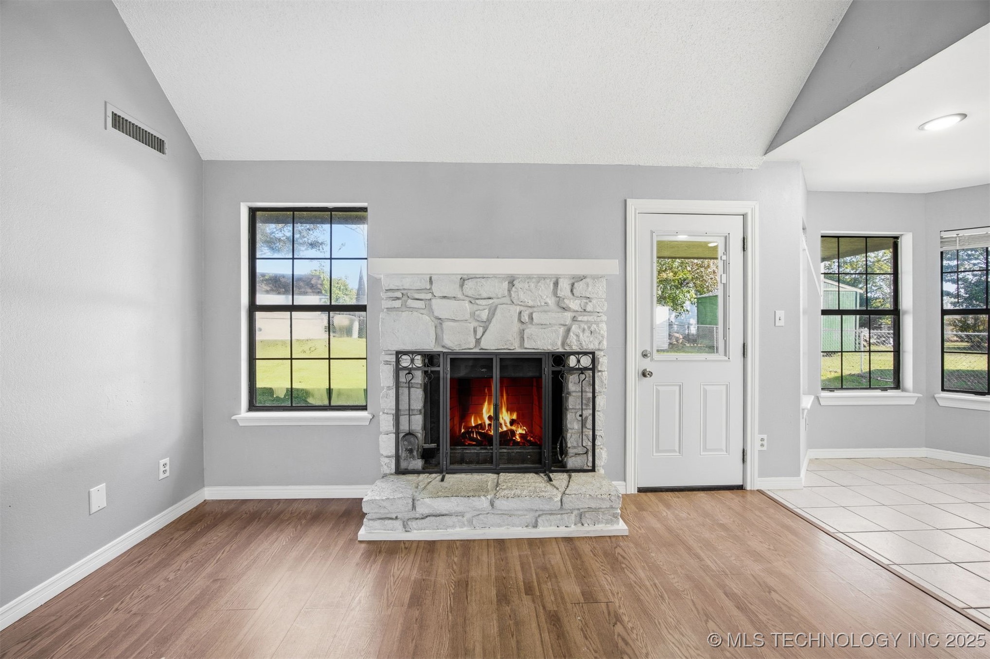 2004 S Missouri Avenue Property Photo 23