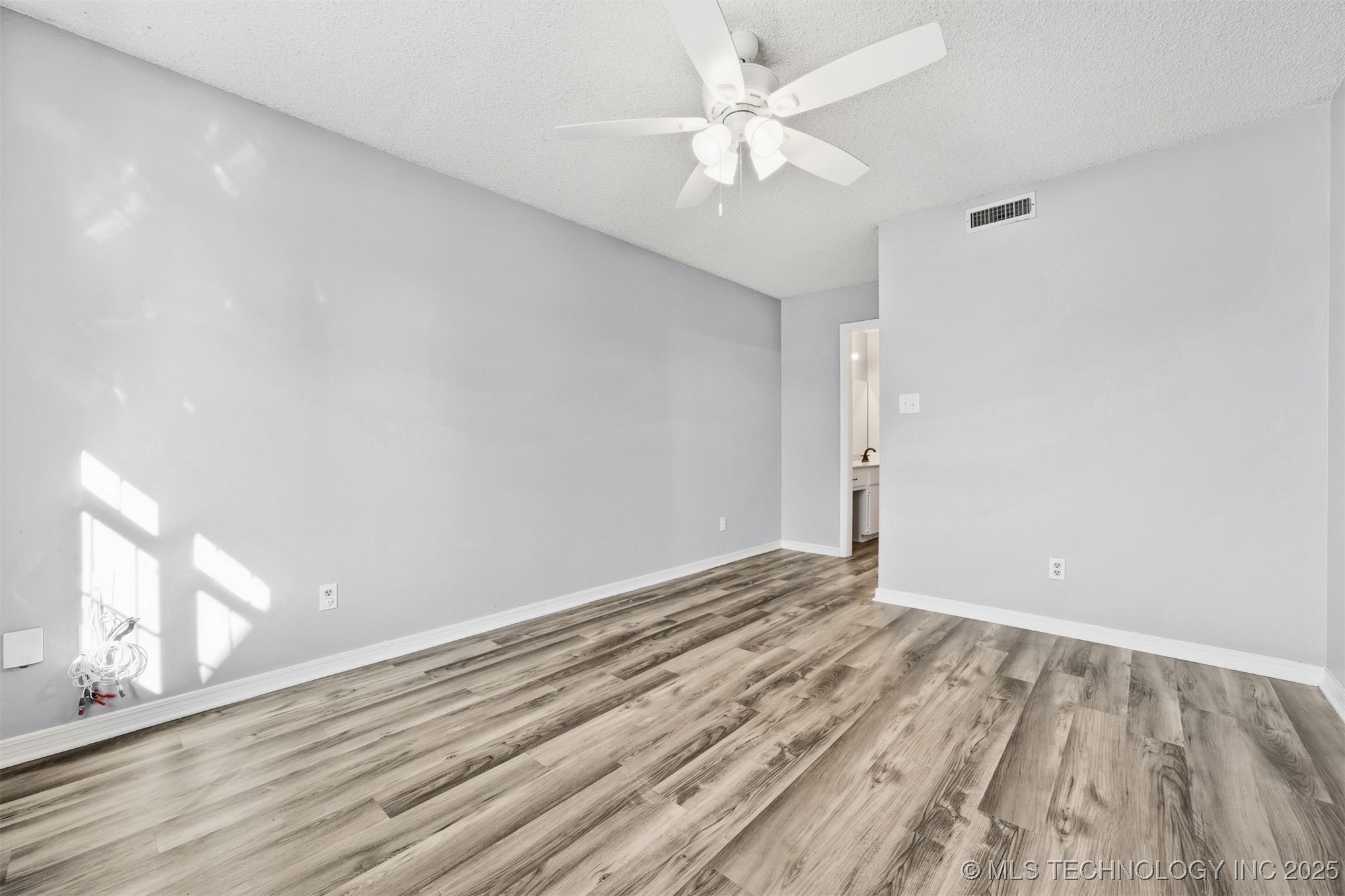 2004 S Missouri Avenue Property Photo 27