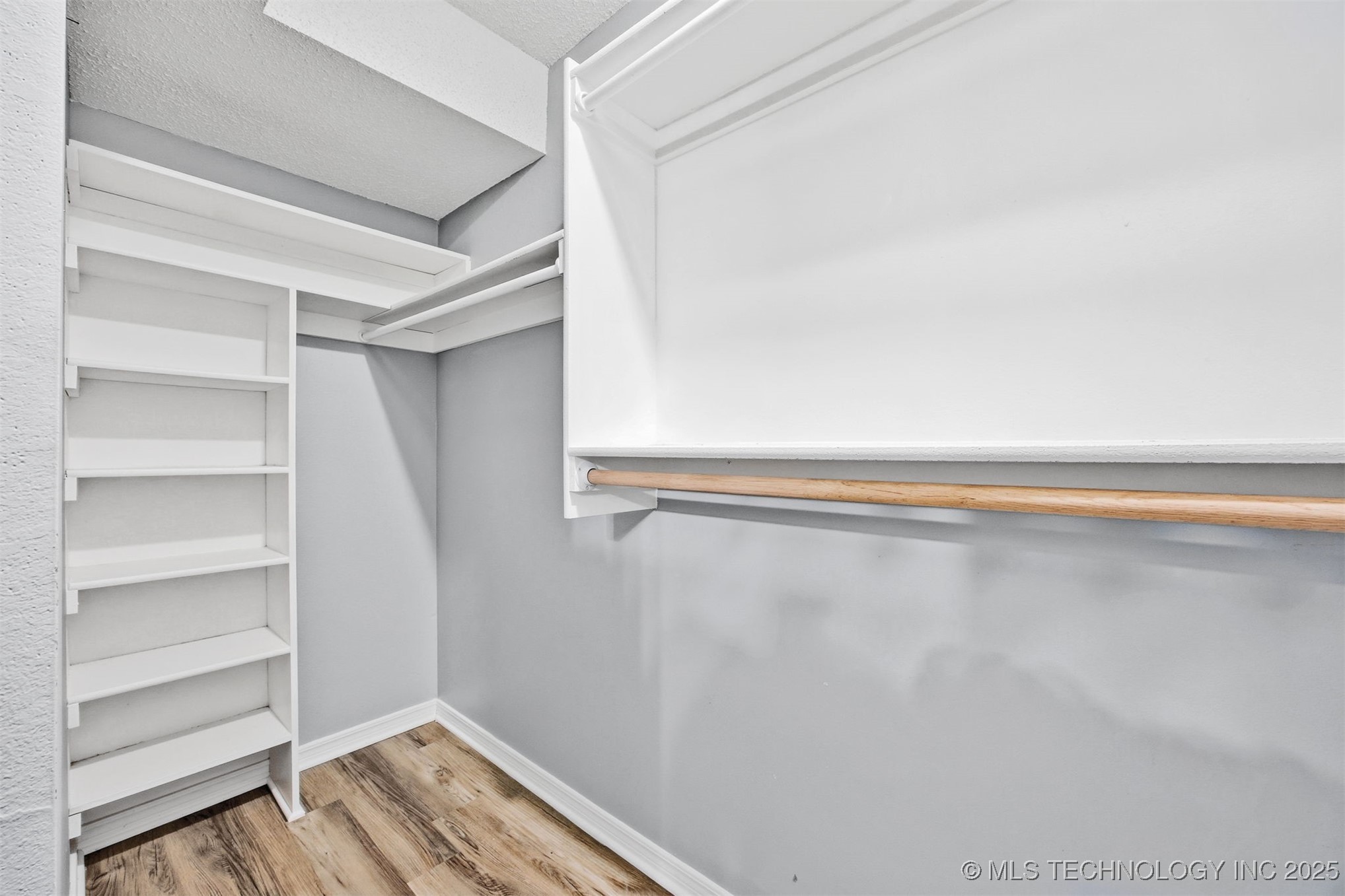 2004 S Missouri Avenue Property Photo 31