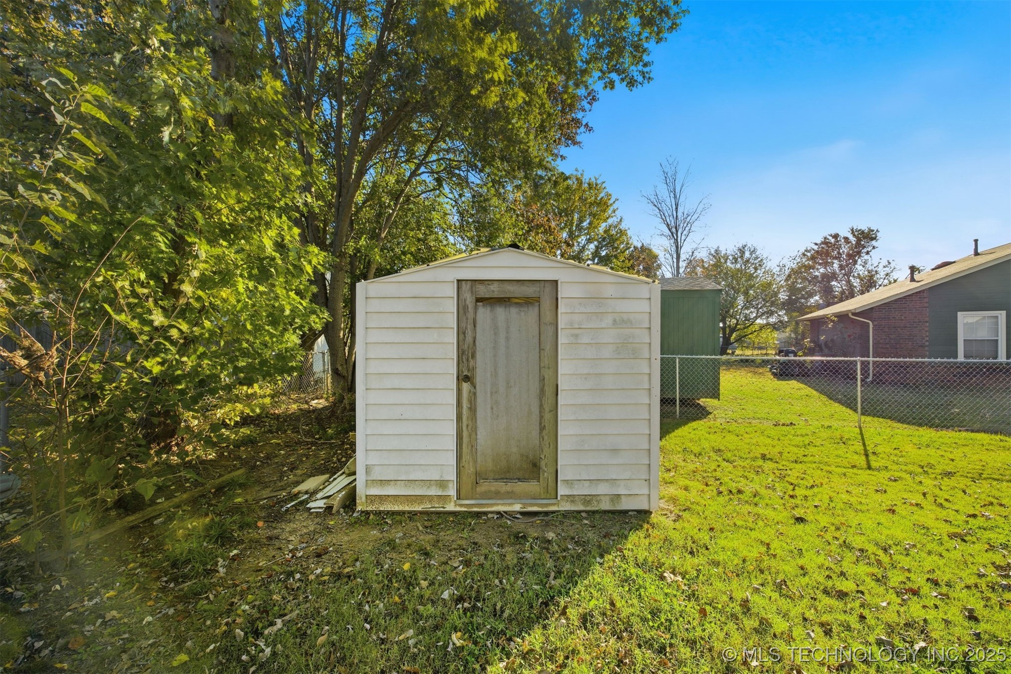 2004 S Missouri Avenue Property Photo 52