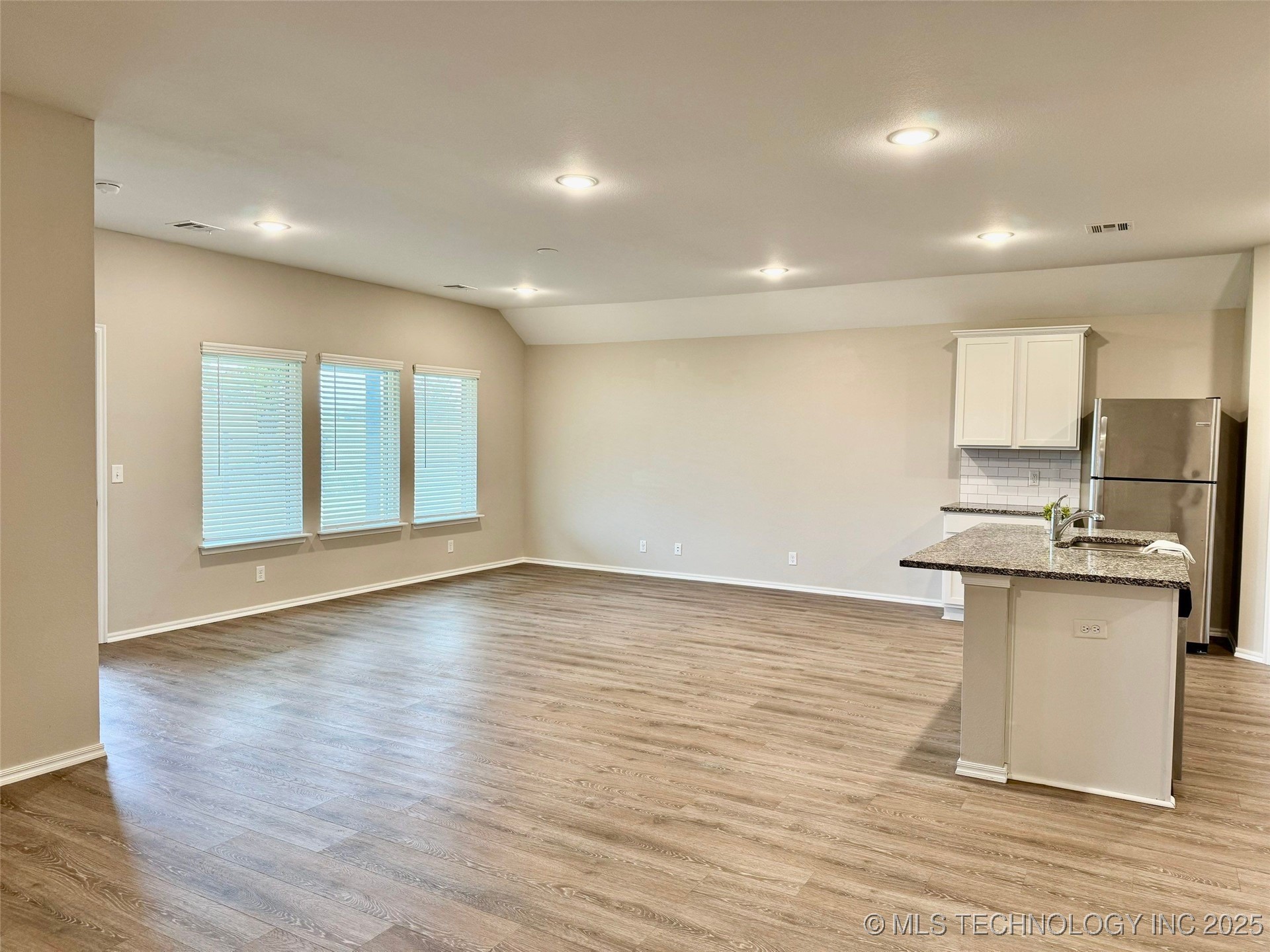 11352 E 281st East Place Property Photo 9