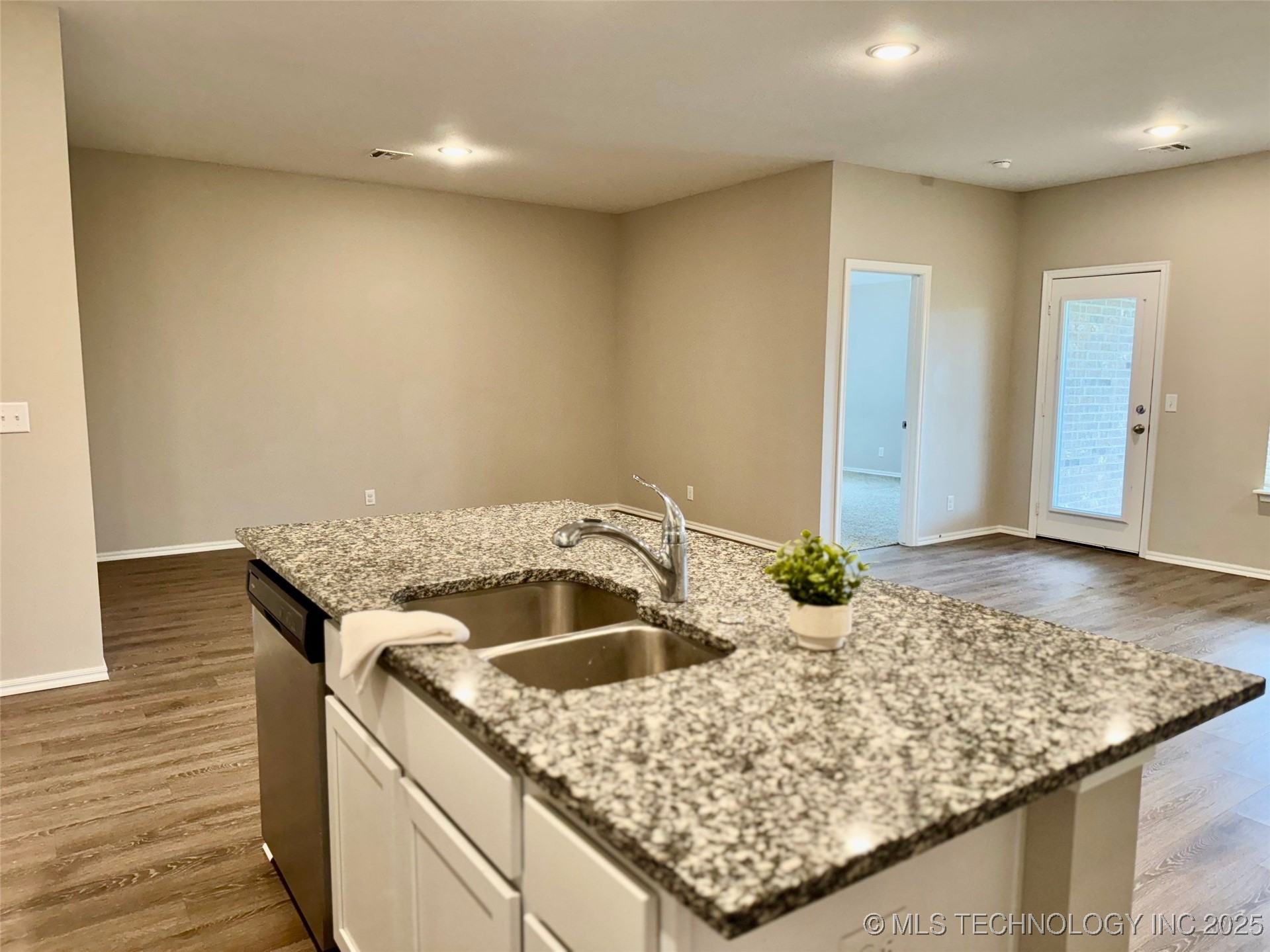 11352 E 281st East Place Property Photo 13