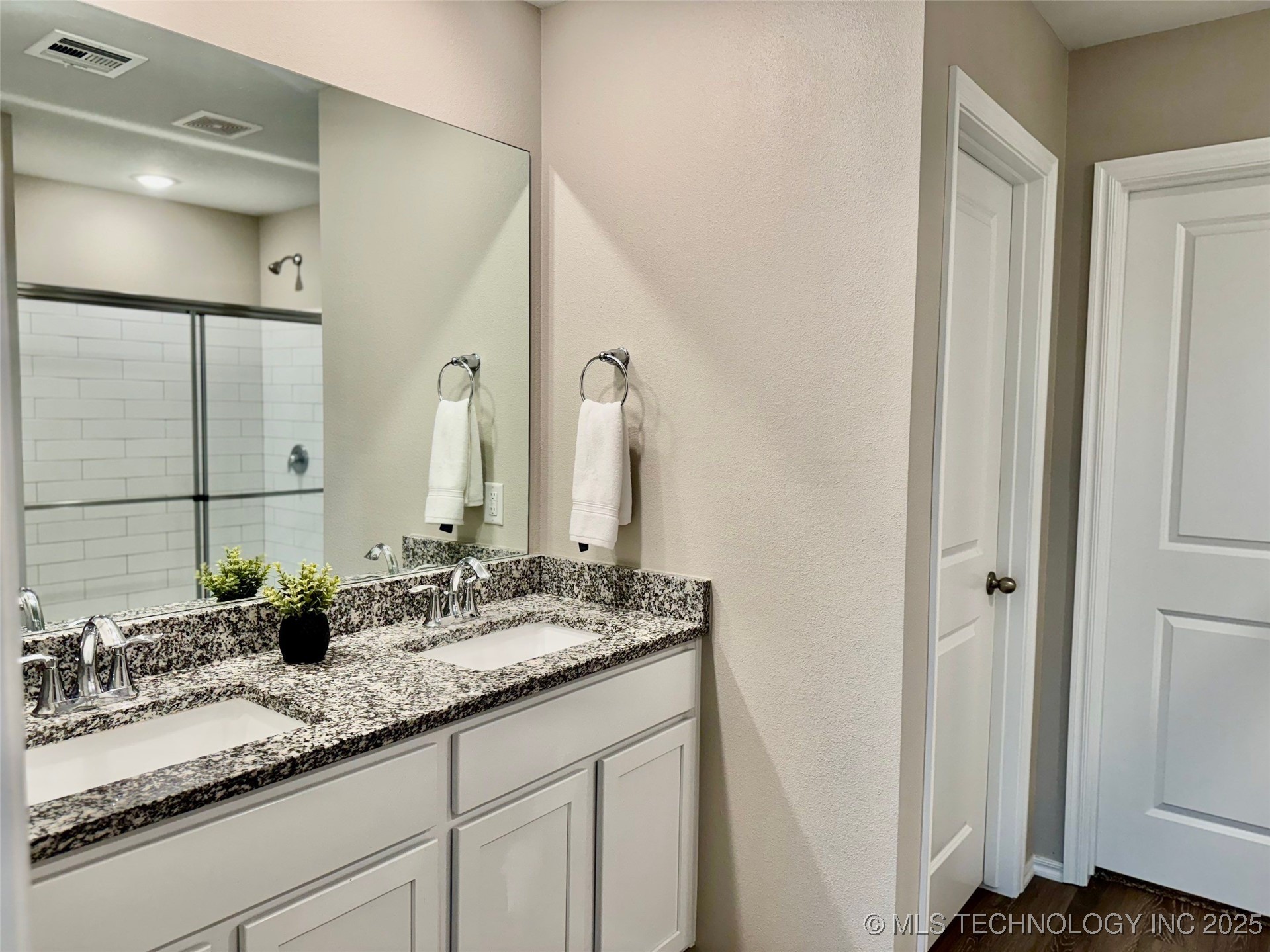 11352 E 281st East Place Property Photo 18