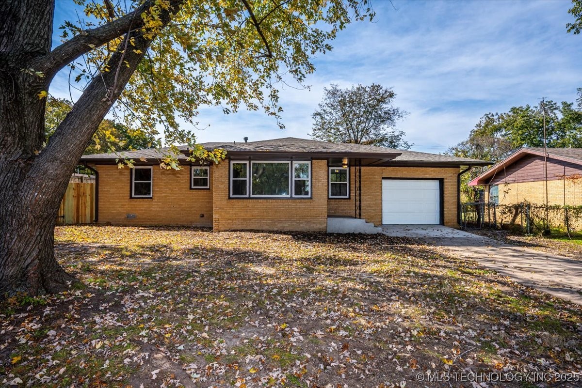 809 N Ross Avenue Property Photo 1