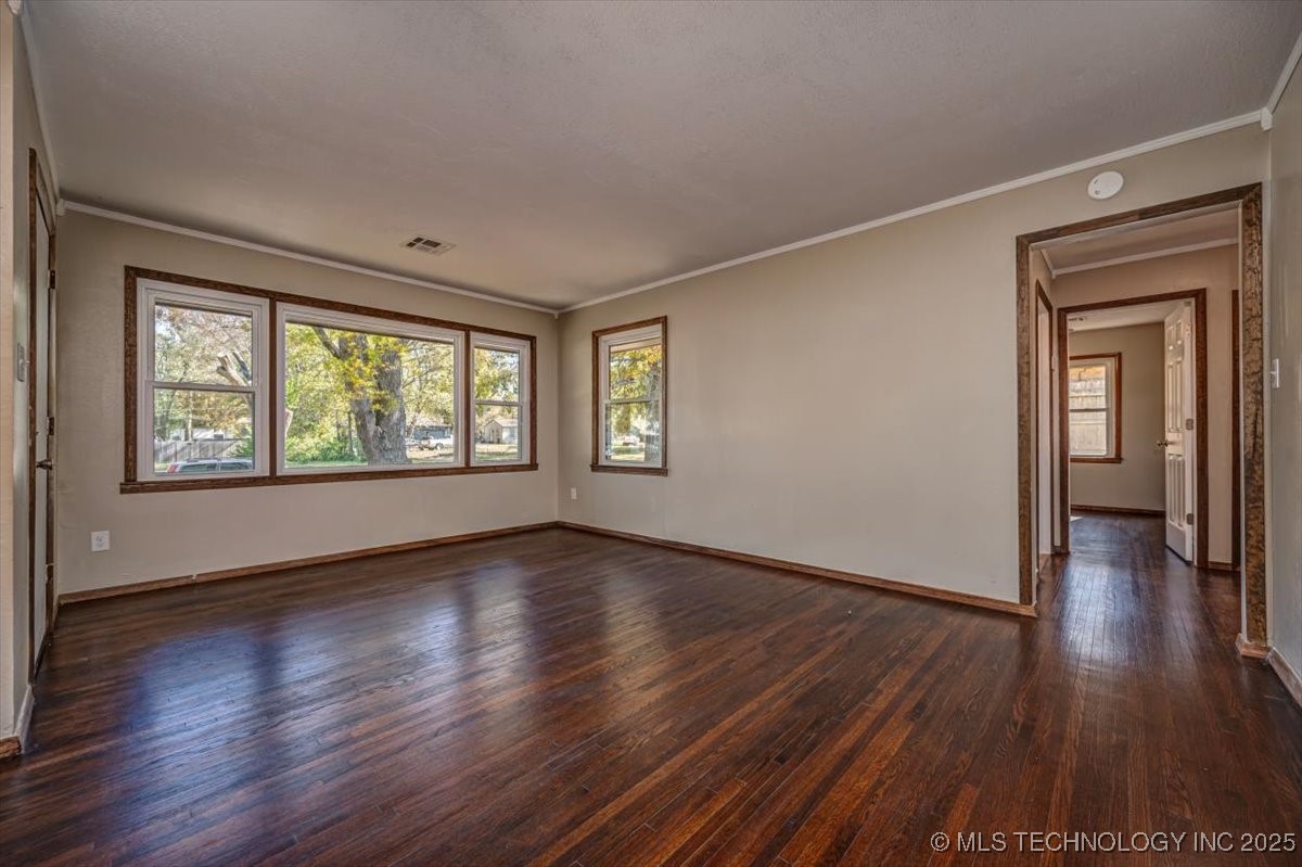 809 N Ross Avenue Property Photo 11