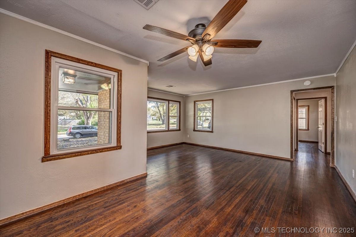 809 N Ross Avenue Property Photo 13