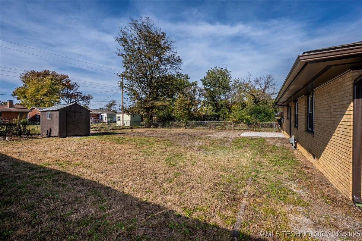 809 N Ross Avenue Property Photo 32