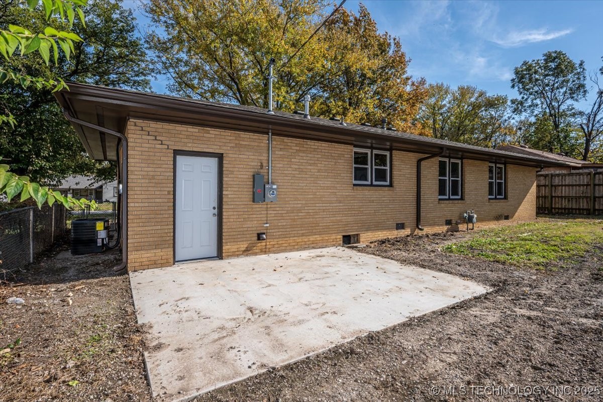 809 N Ross Avenue Property Photo 37