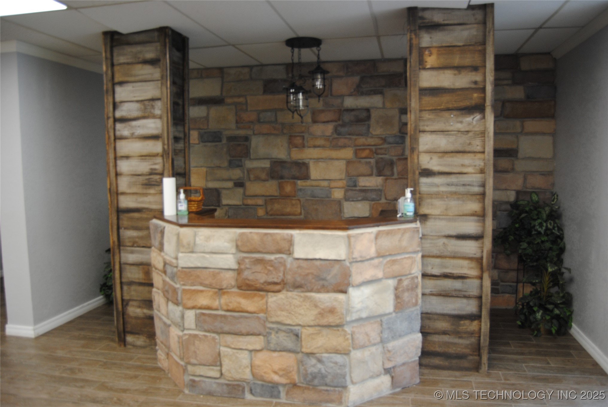 1930 Arlington Street Property Photo 16