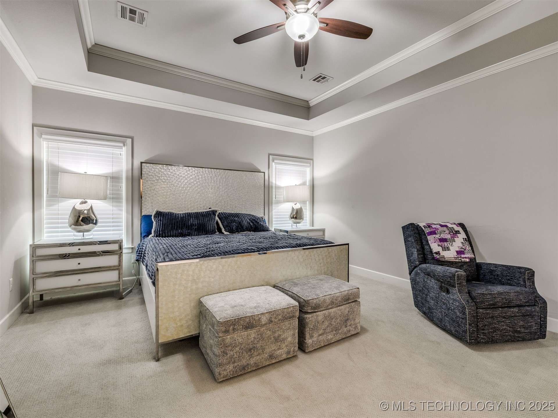 908 W 86th Place S Property Photo 10