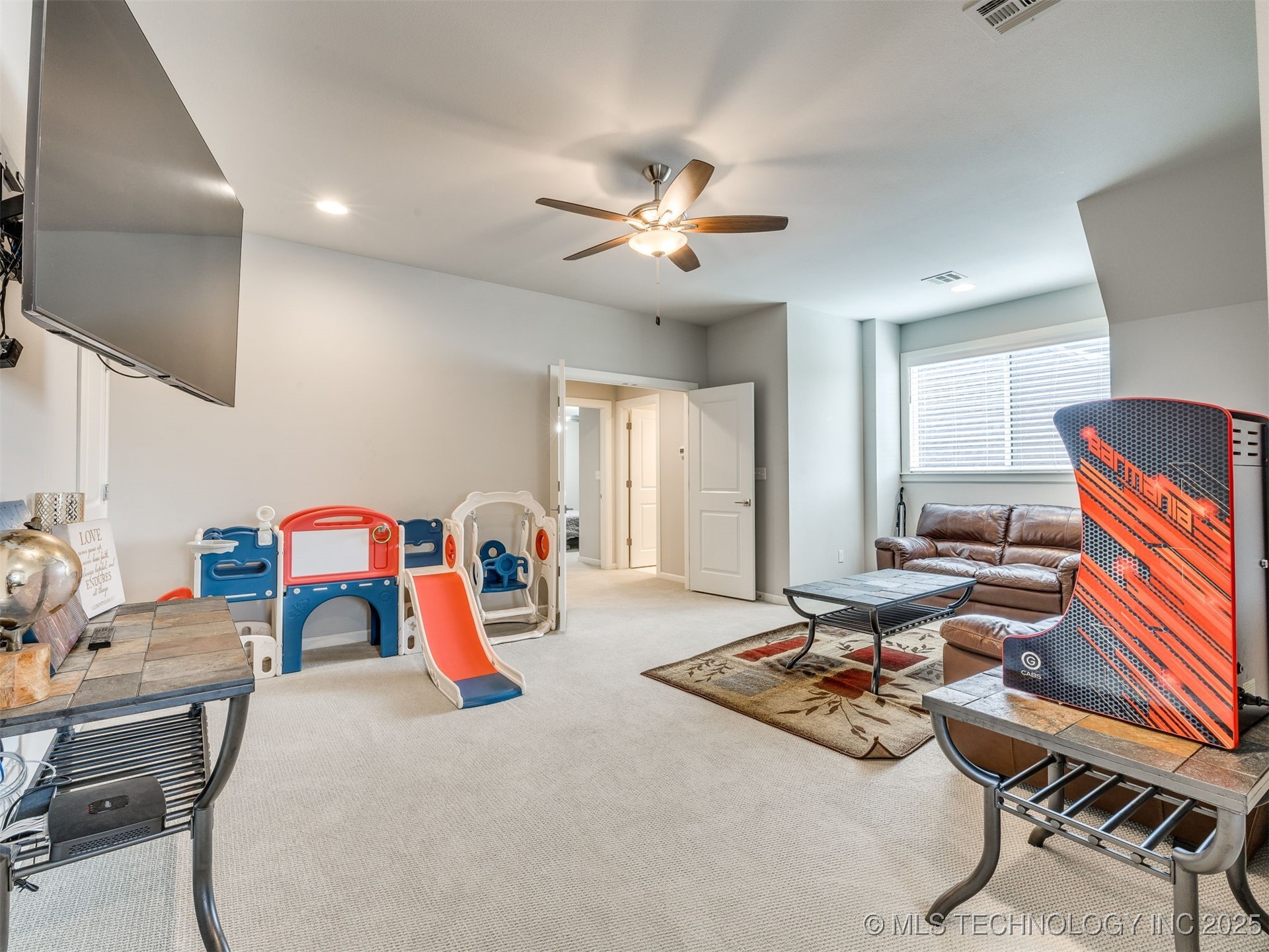 908 W 86th Place S Property Photo 17