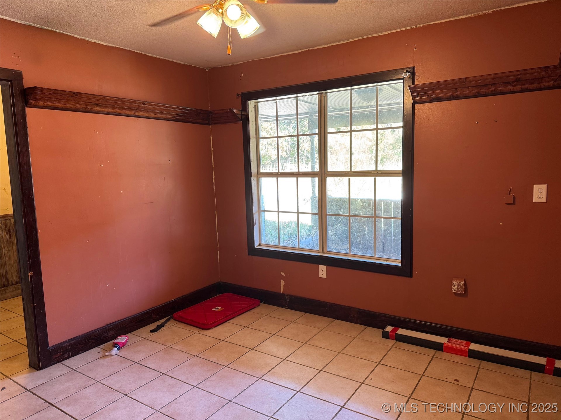 9611 Celia Berryhill Road Property Photo 5