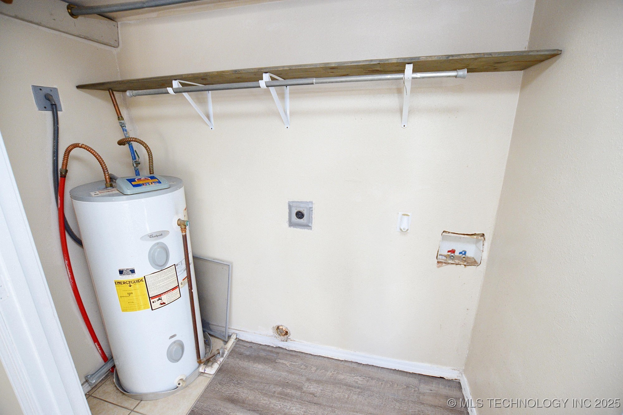 215 S Maple Avenue Property Photo 16