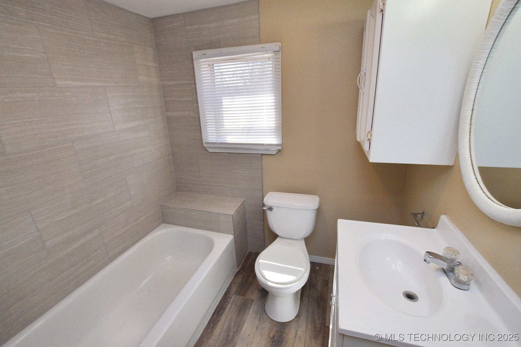 215 S Maple Avenue Property Photo 17