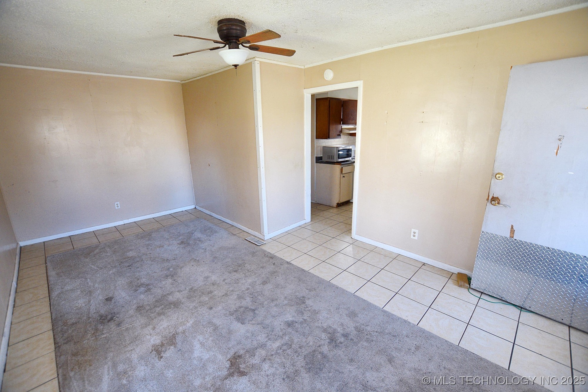 215 S Maple Avenue Property Photo 22