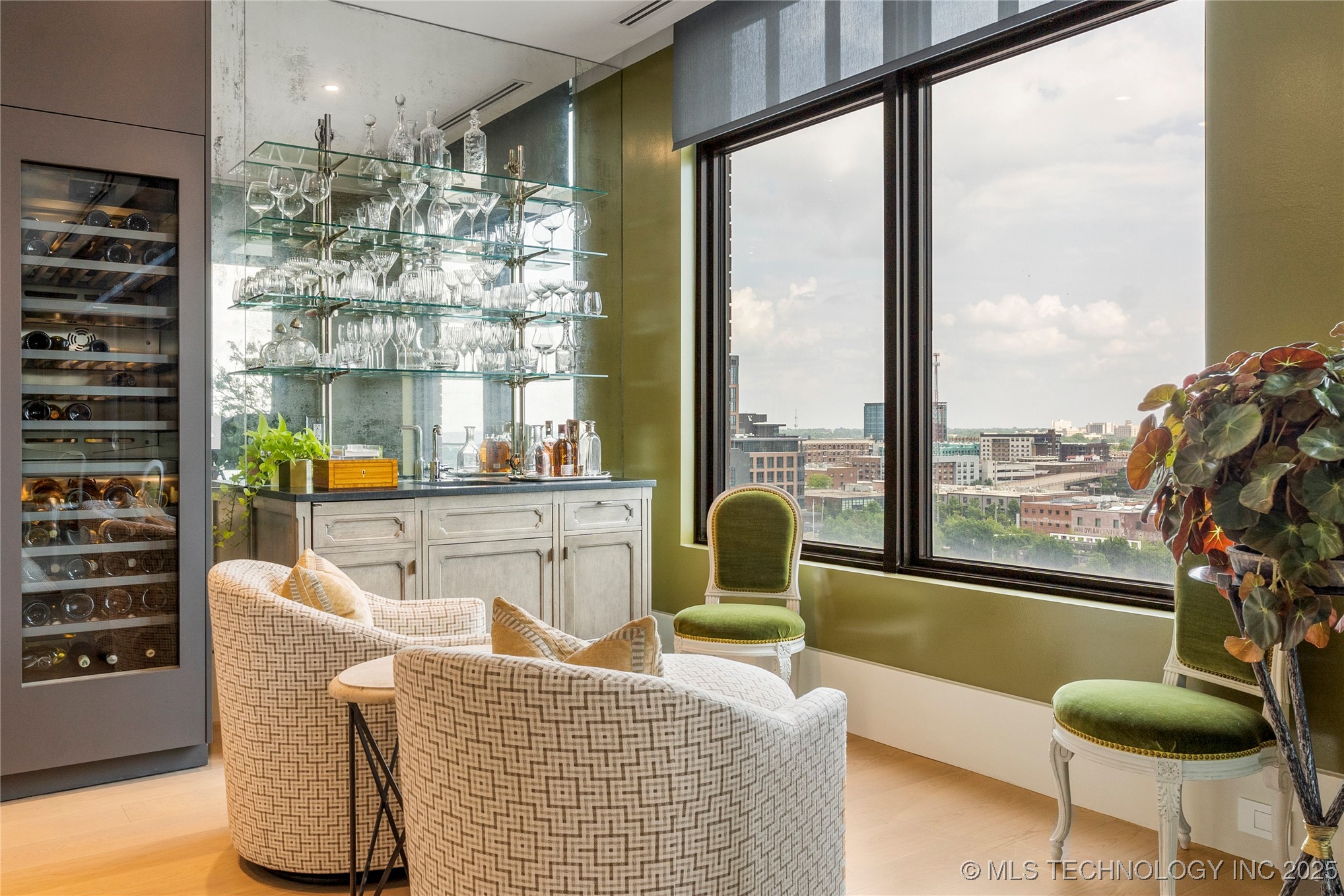 405 N Main Street 5b Property Photo 12