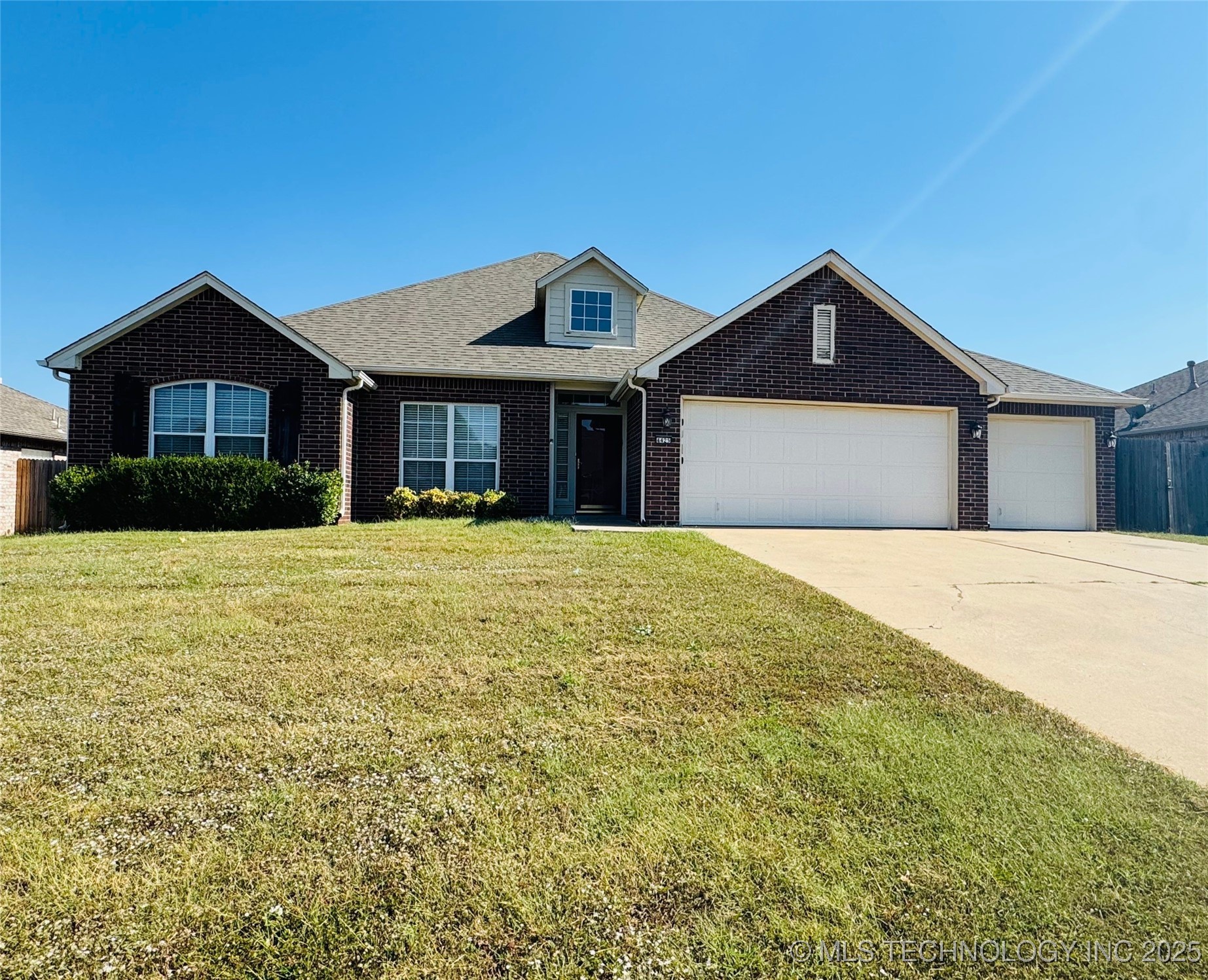 4425 S 199th East Avenue Property Photo 2