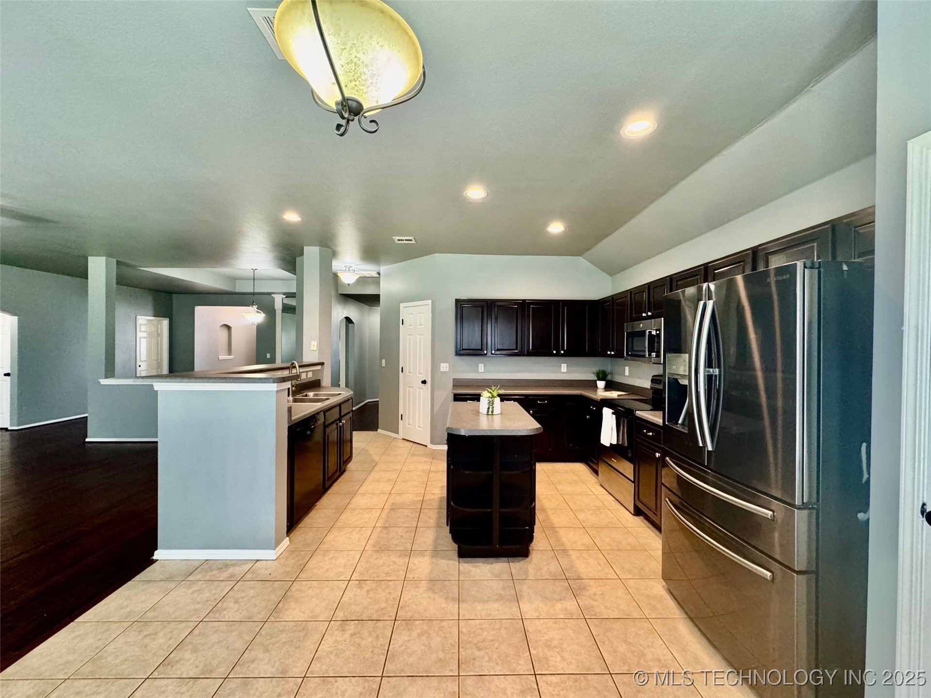 4425 S 199th East Avenue Property Photo 19