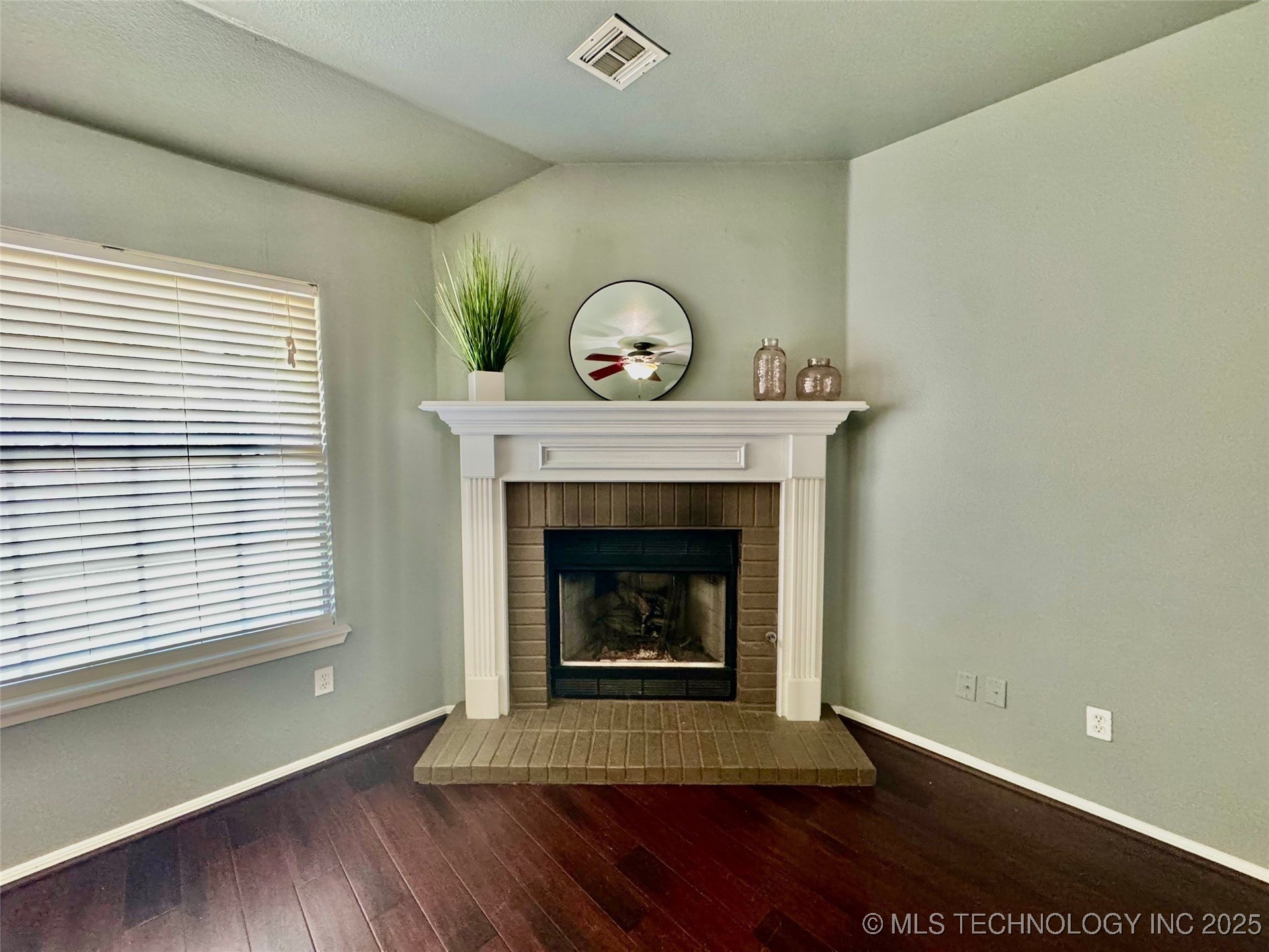 4425 S 199th East Avenue Property Photo 27