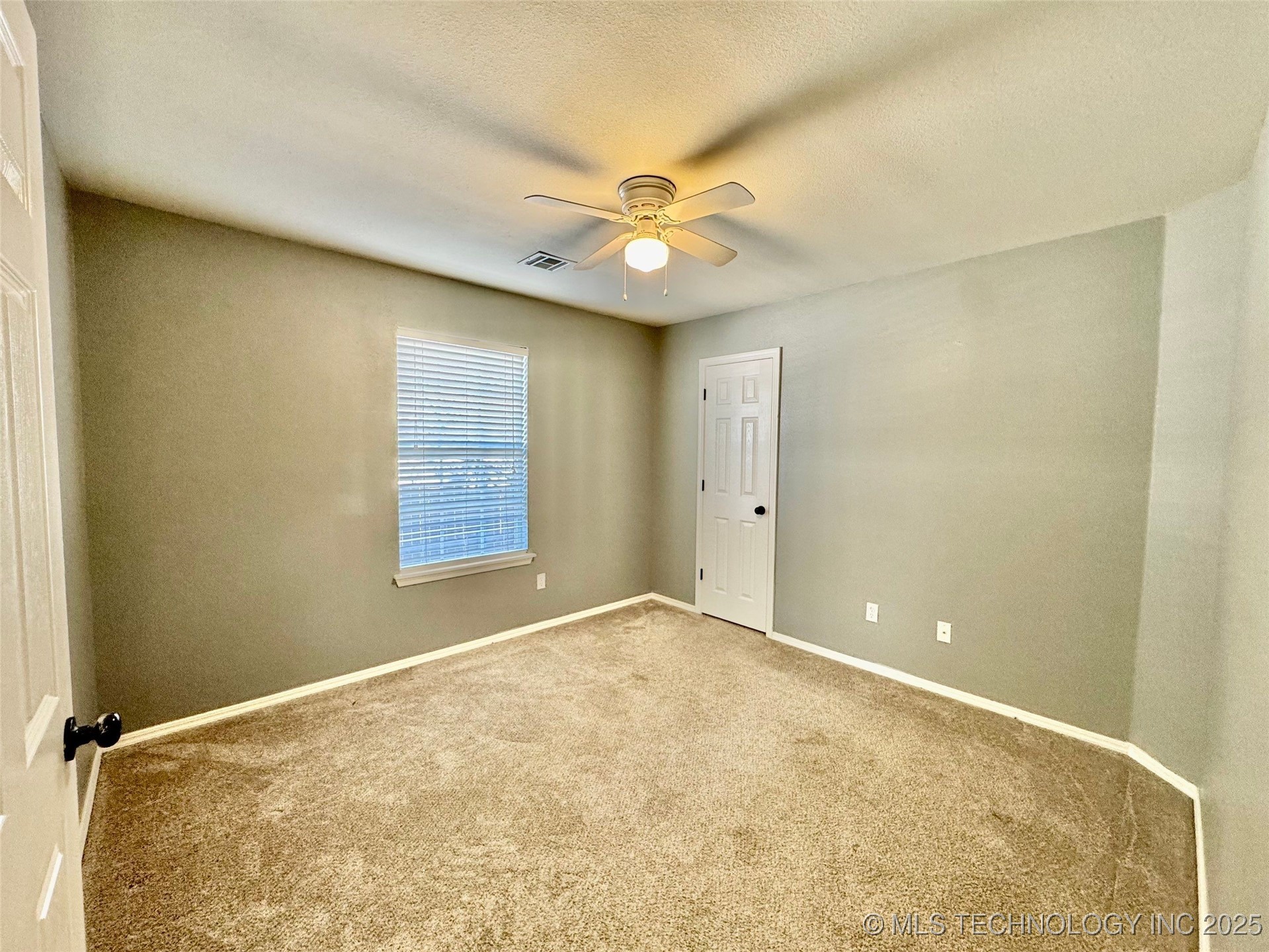 4425 S 199th East Avenue Property Photo 38