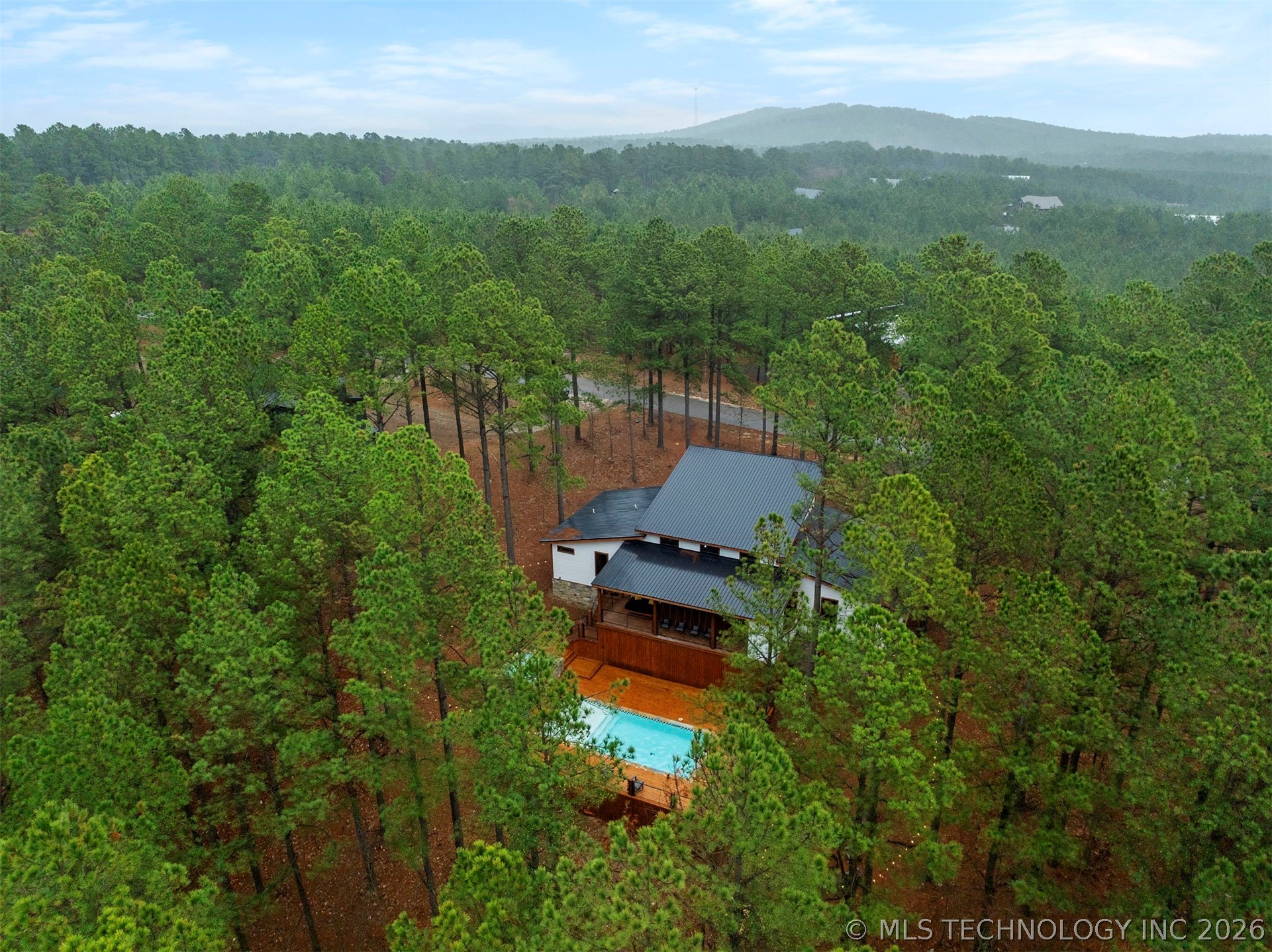 2057 Pine Hills Property Photo 11