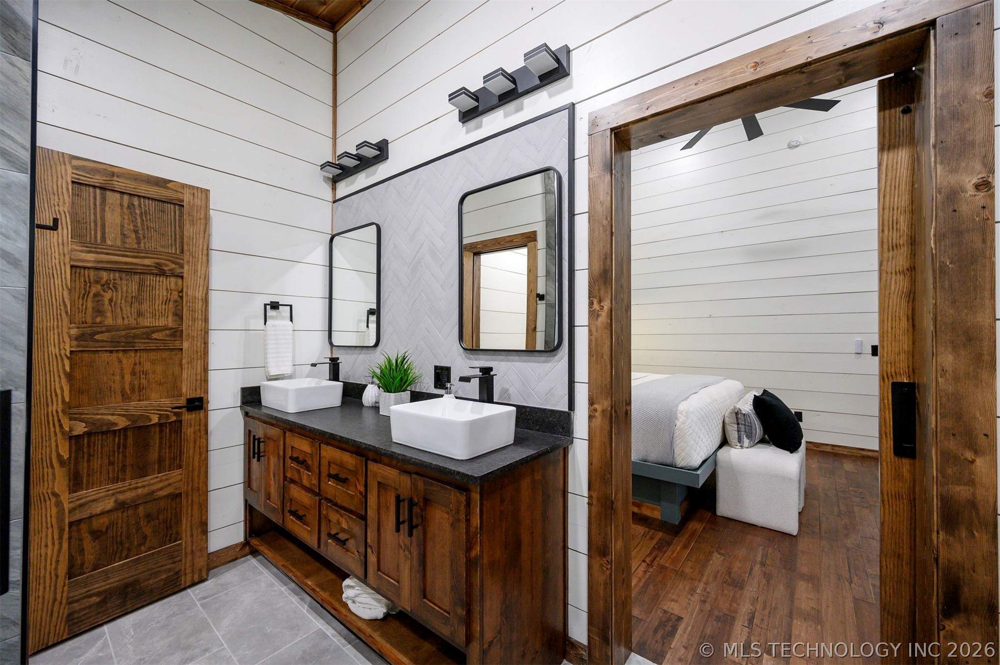 2057 Pine Hills Property Photo 35
