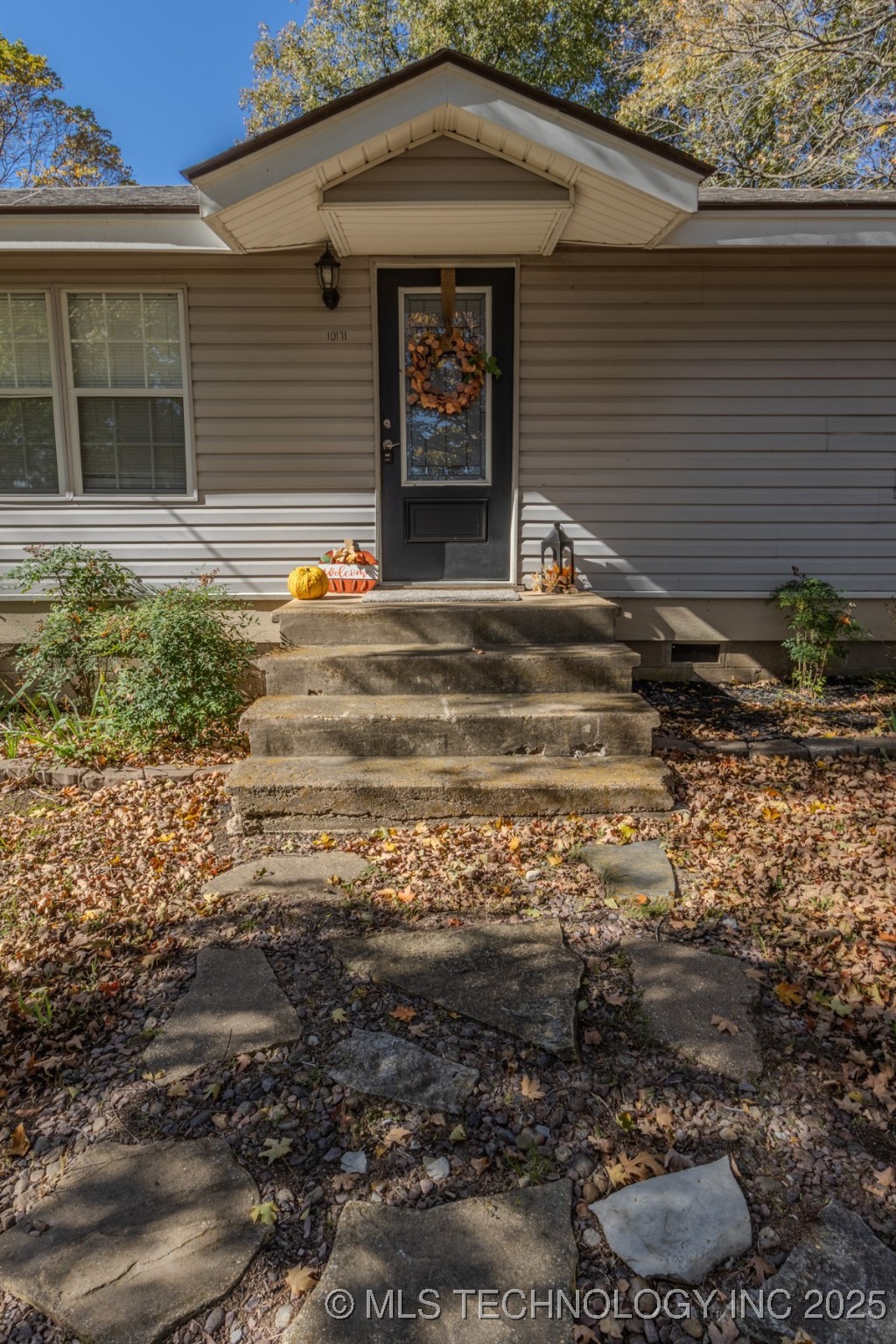 10171 E Us Hwy 412 Alt Highway E Property Photo 2