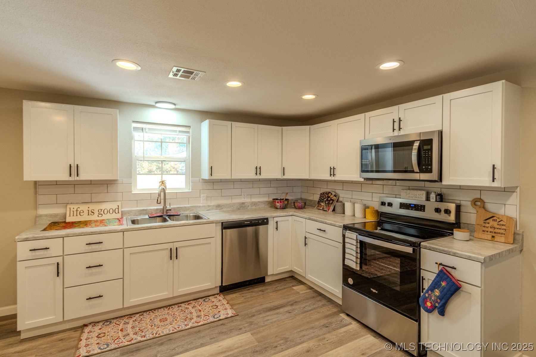 10171 E Us Hwy 412 Alt Highway E Property Photo 11